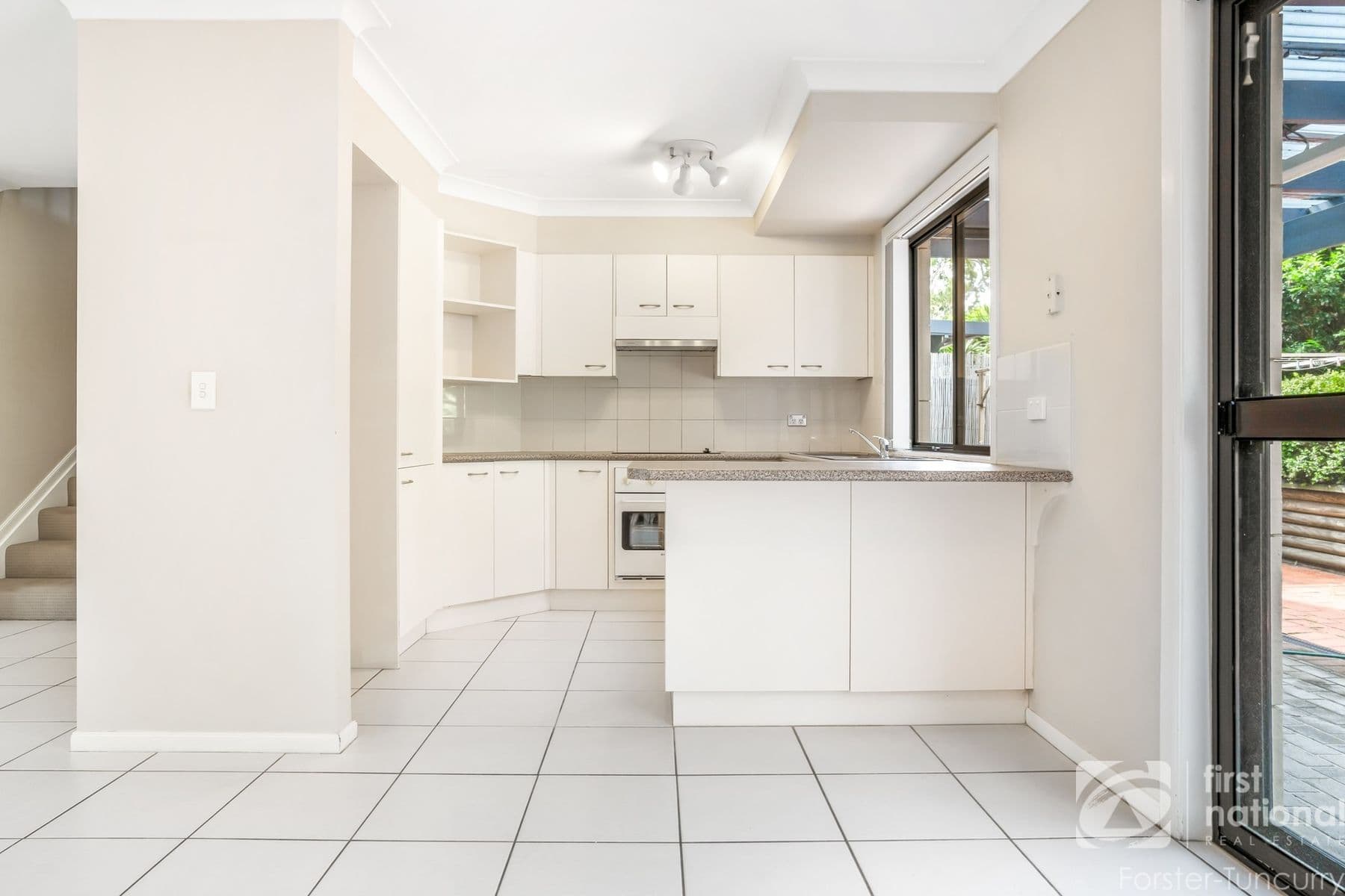15/2 James Foster Drive, Black Head NSW 2430, Black Head - Thumbnail 8