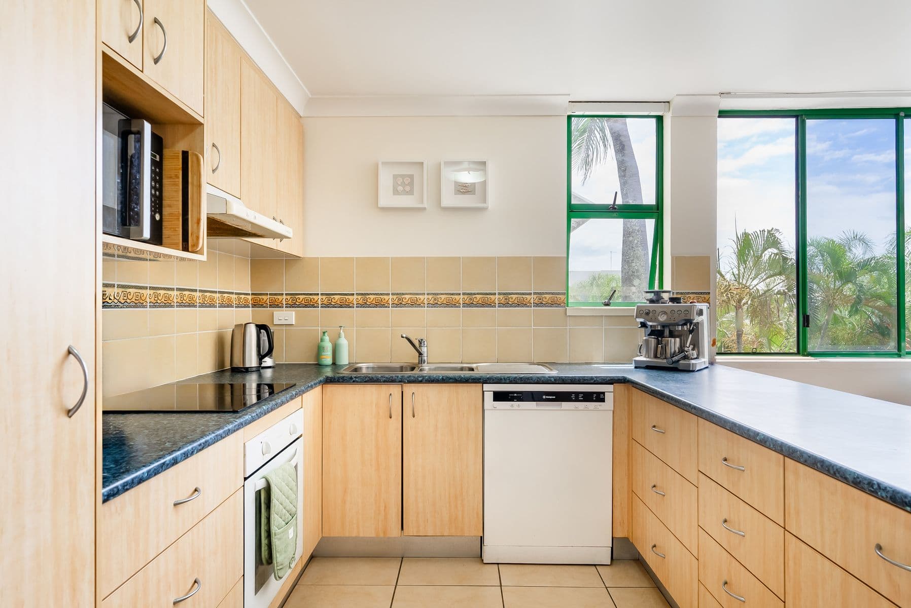 20/7 Juan Street, Alexandra Headland QLD 4572, Alexandra Headland - Thumbnail 2