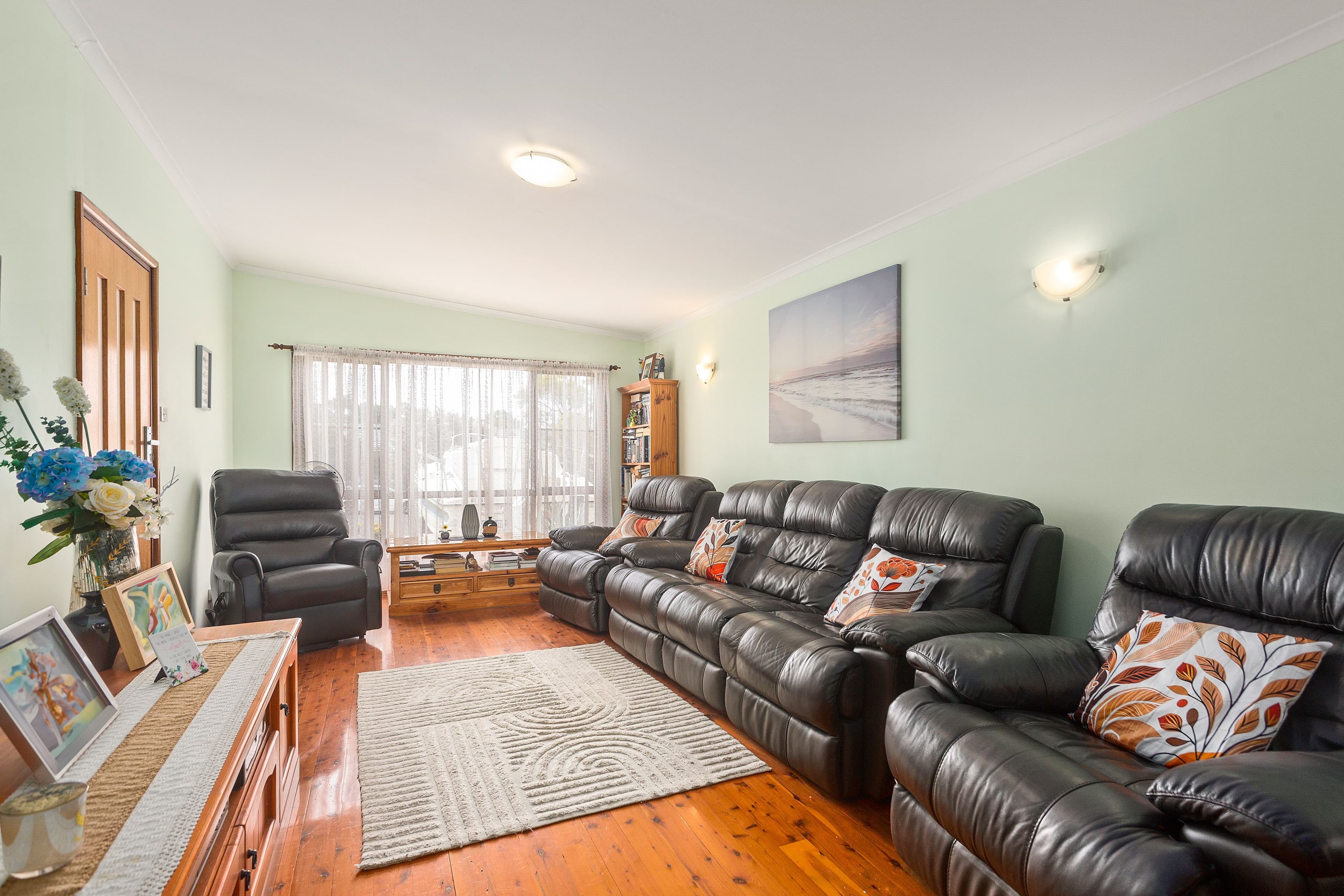9 Deakin Street, Oak Flats NSW 2529, Oak Flats - Thumbnail 2