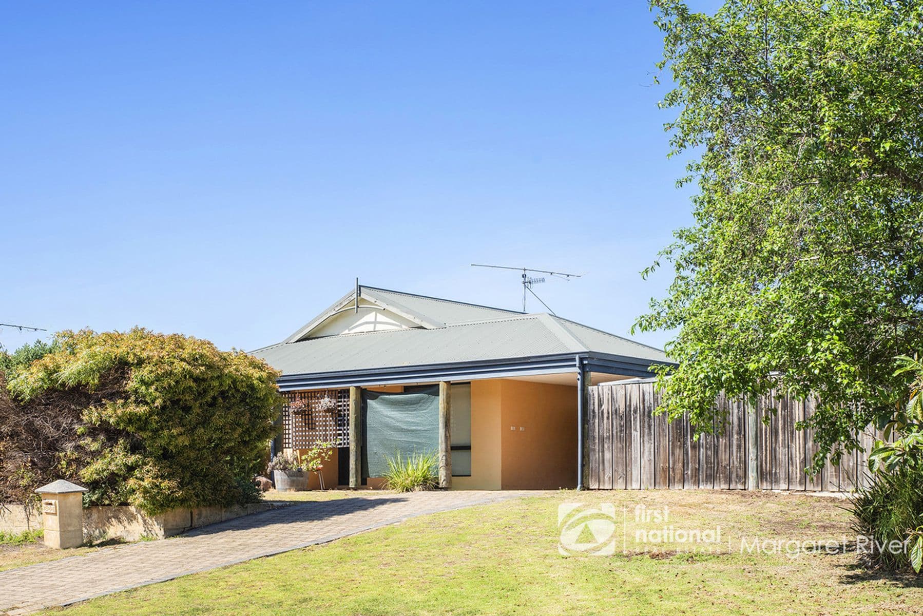 15 Woodard Avenue, Margaret River WA 6285, Margaret River - Thumbnail 2