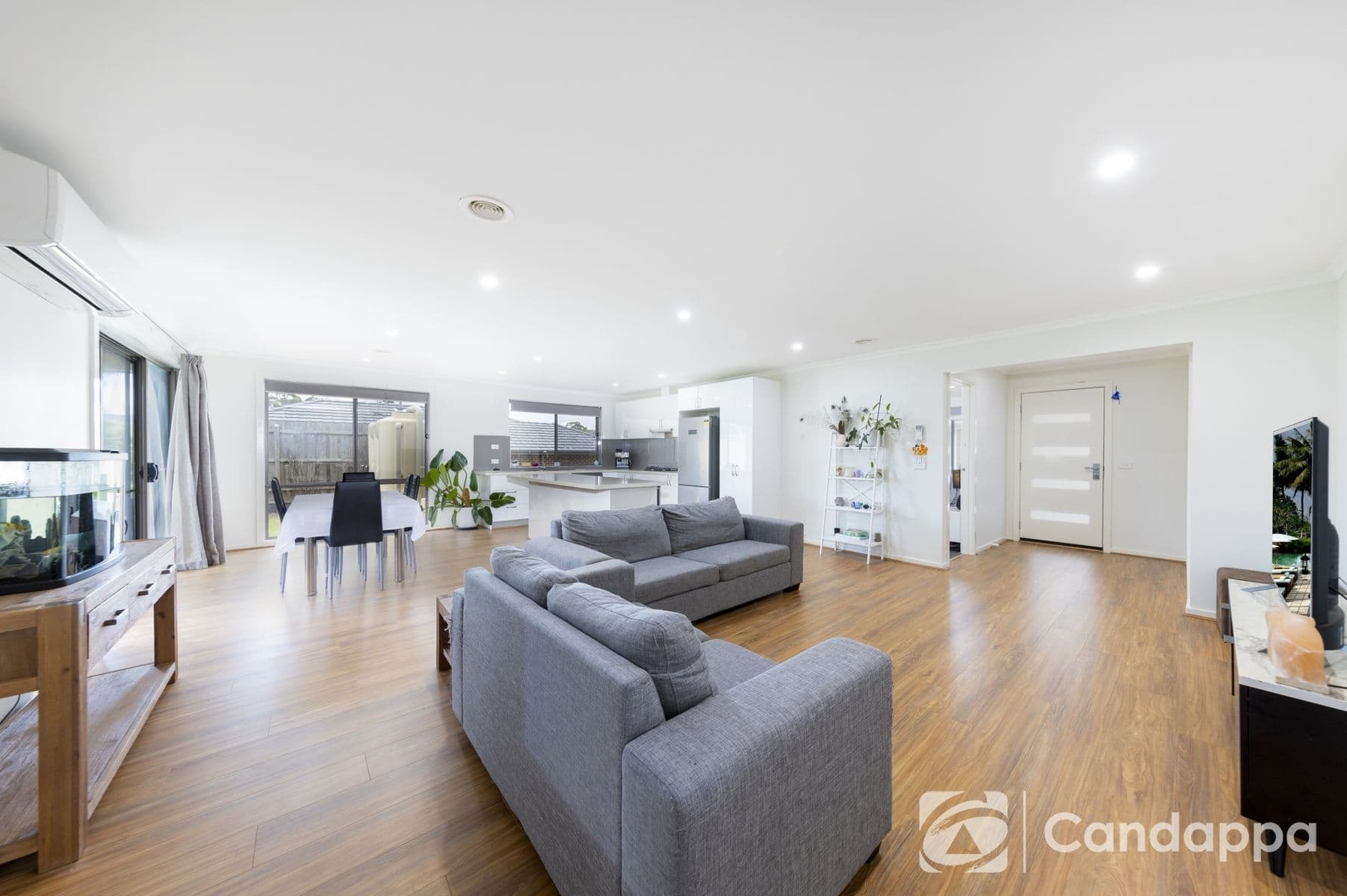 2/18-20 Main South Road, Drouin VIC 3818, Drouin - Thumbnail 2