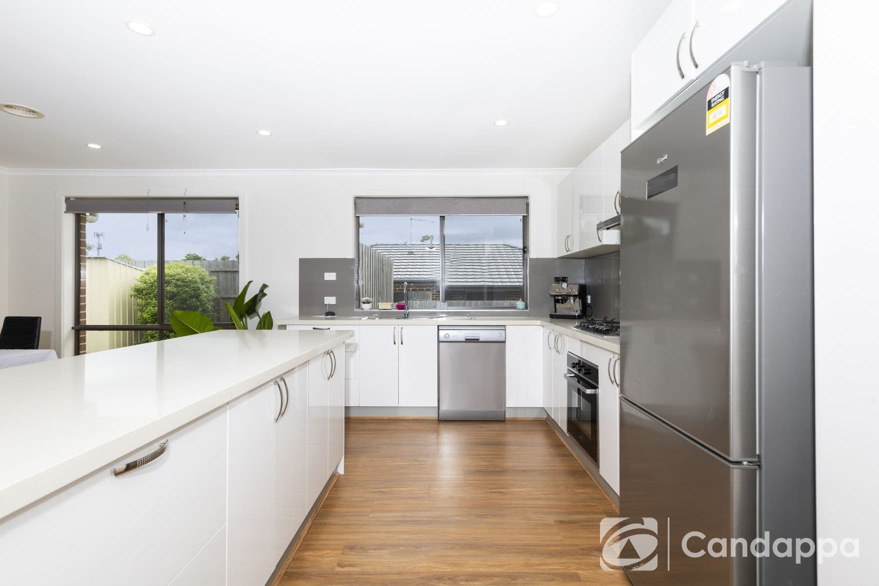 2/18-20 Main South Road, Drouin VIC 3818, Drouin - Thumbnail 3