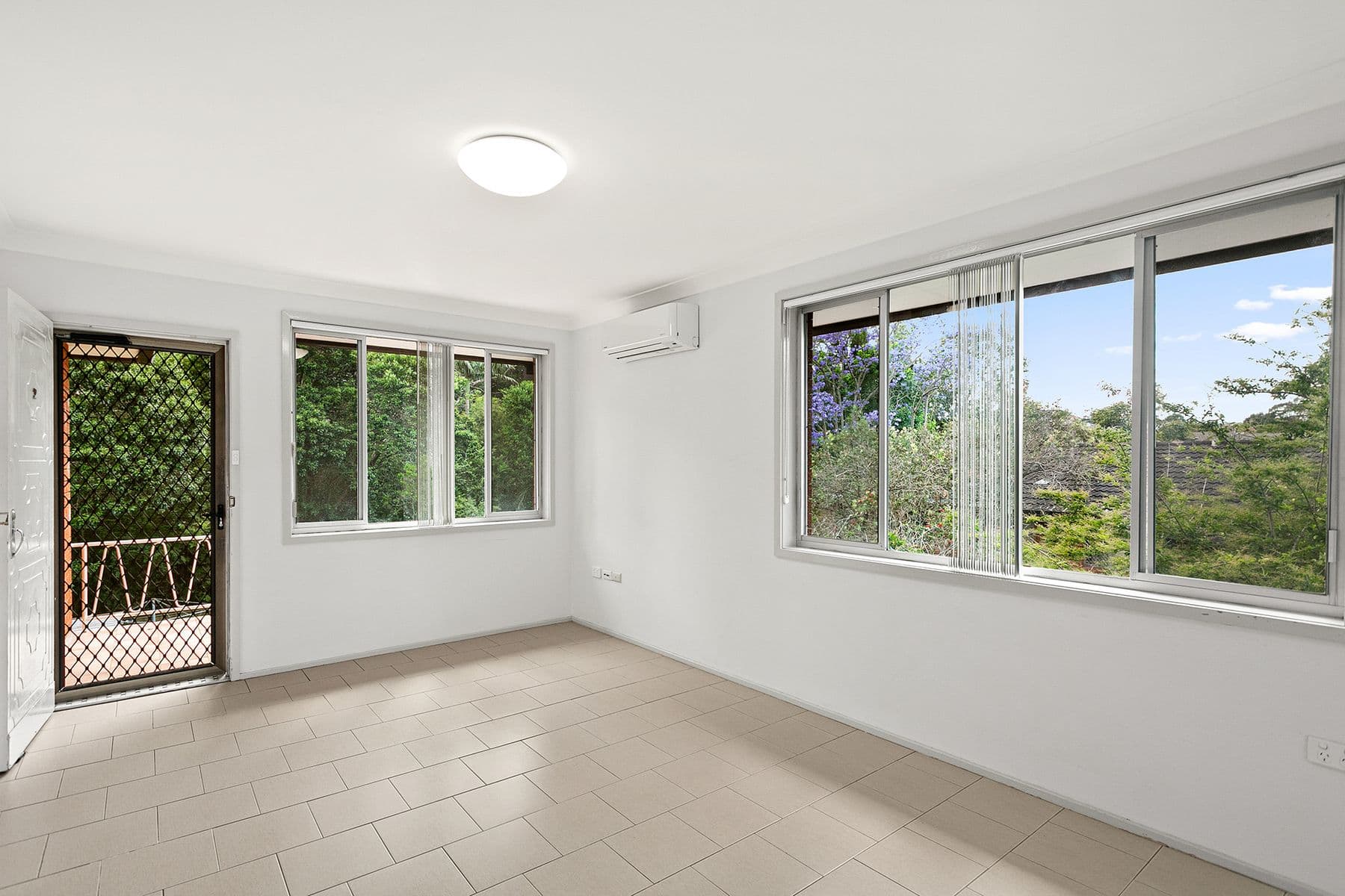 2/54 Uralba Street, Figtree NSW 2525, Figtree - Thumbnail 3