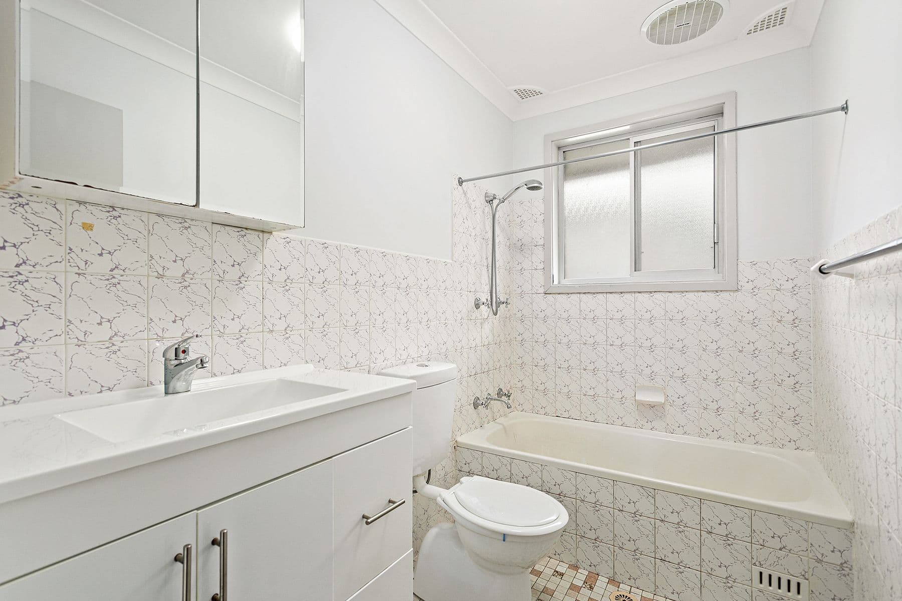 2/54 Uralba Street, Figtree NSW 2525, Figtree - Thumbnail 7