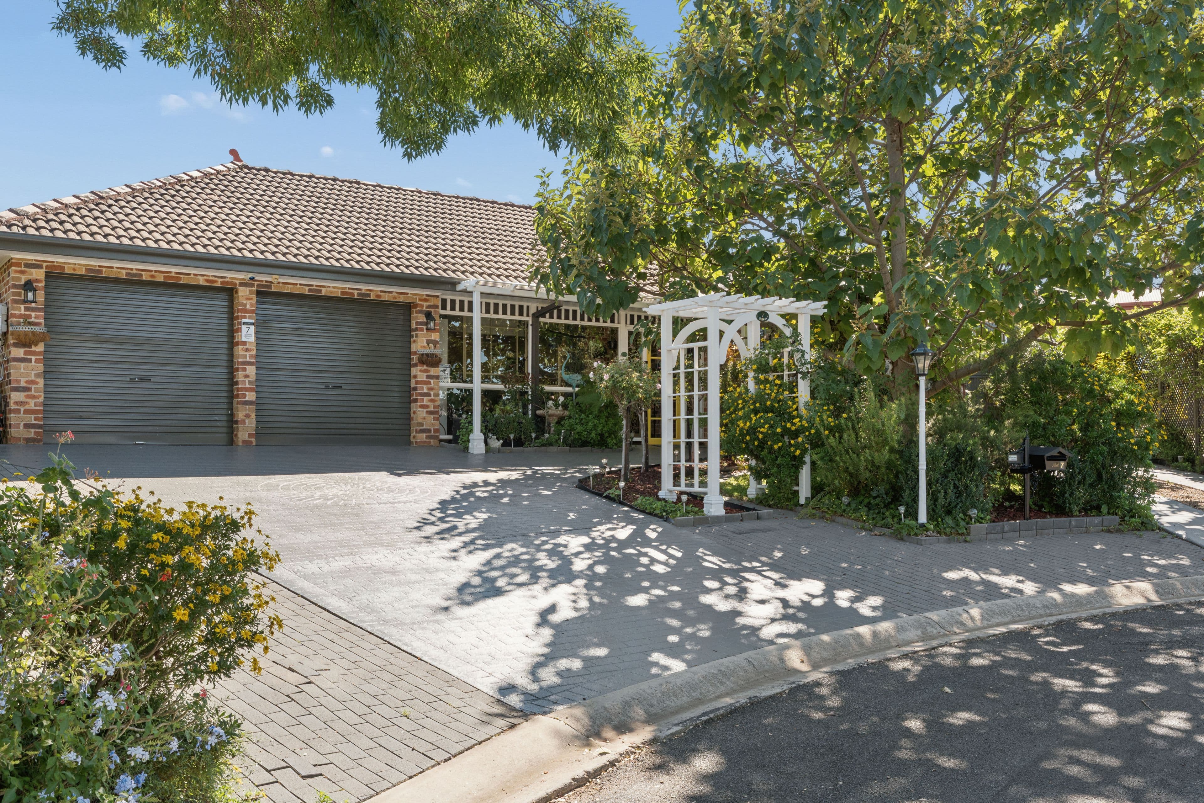 7 Samuel Court, Young NSW 2594, Young - Image 1