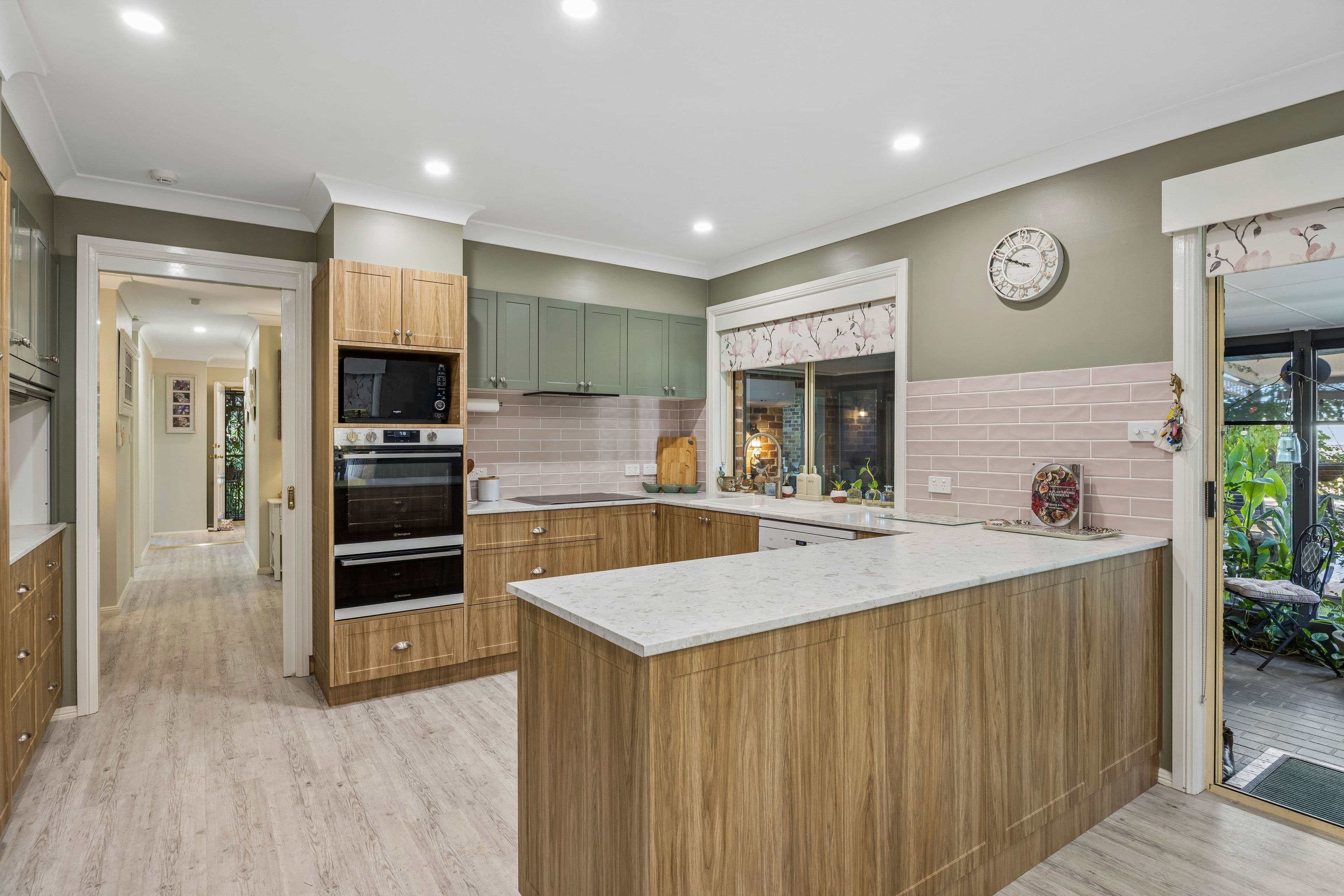 7 Samuel Court, Young NSW 2594, Young - Thumbnail 2