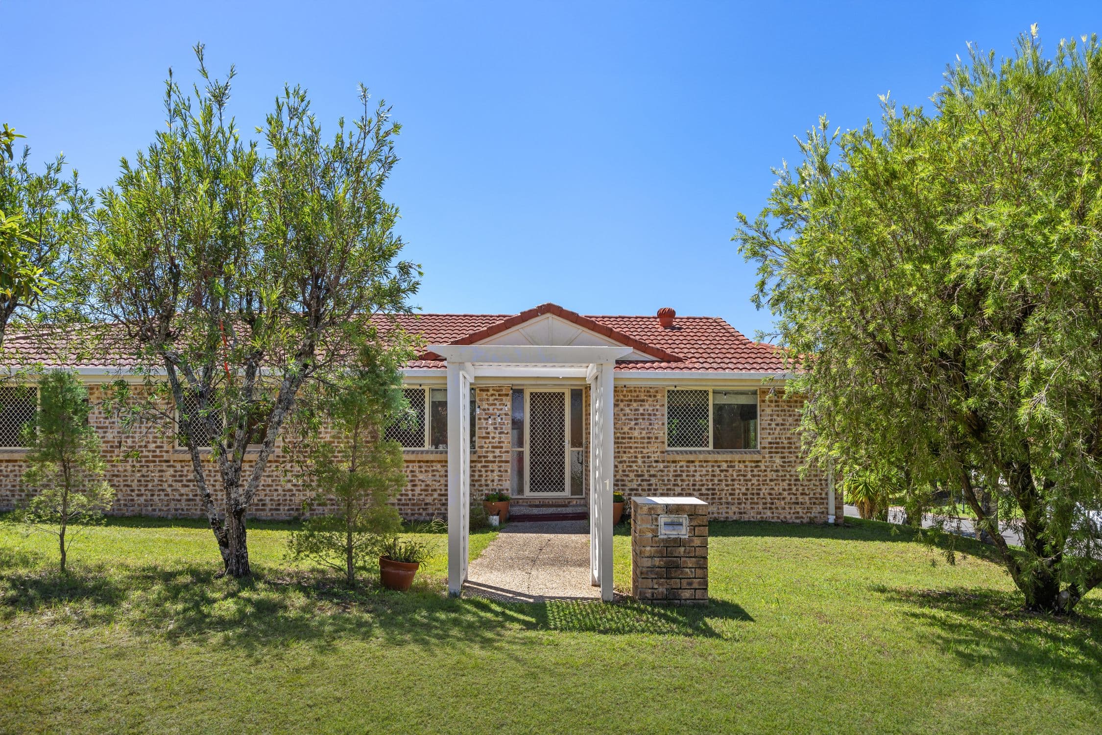 1 Burwick Close, Middle Park QLD 4074, Middle Park - Thumbnail 2