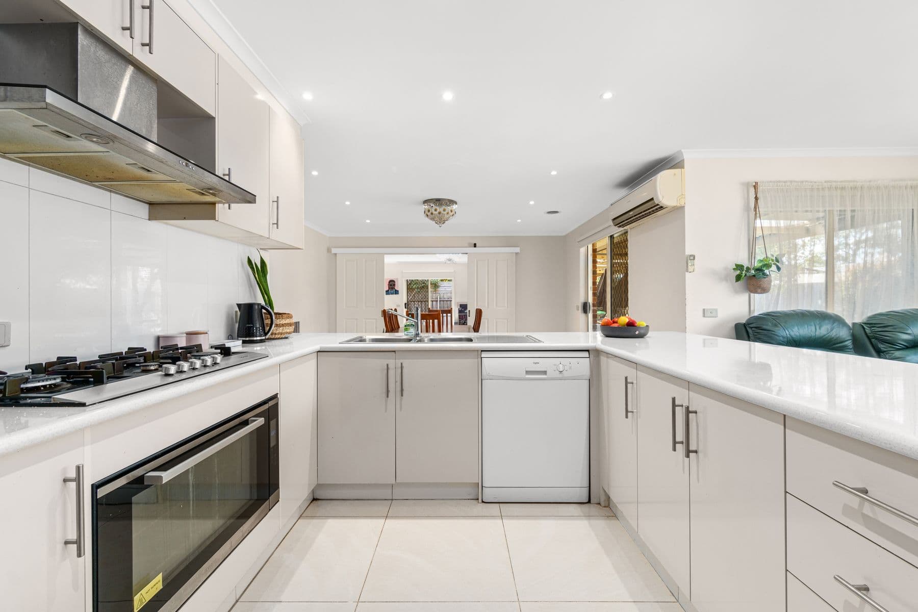 8 Oak Avenue, Traralgon VIC 3844, Traralgon - Thumbnail 5