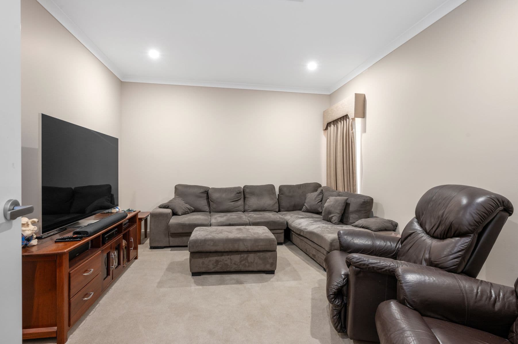 49 Paddington Drive, Hannans WA 6430, Hannans - Thumbnail 2