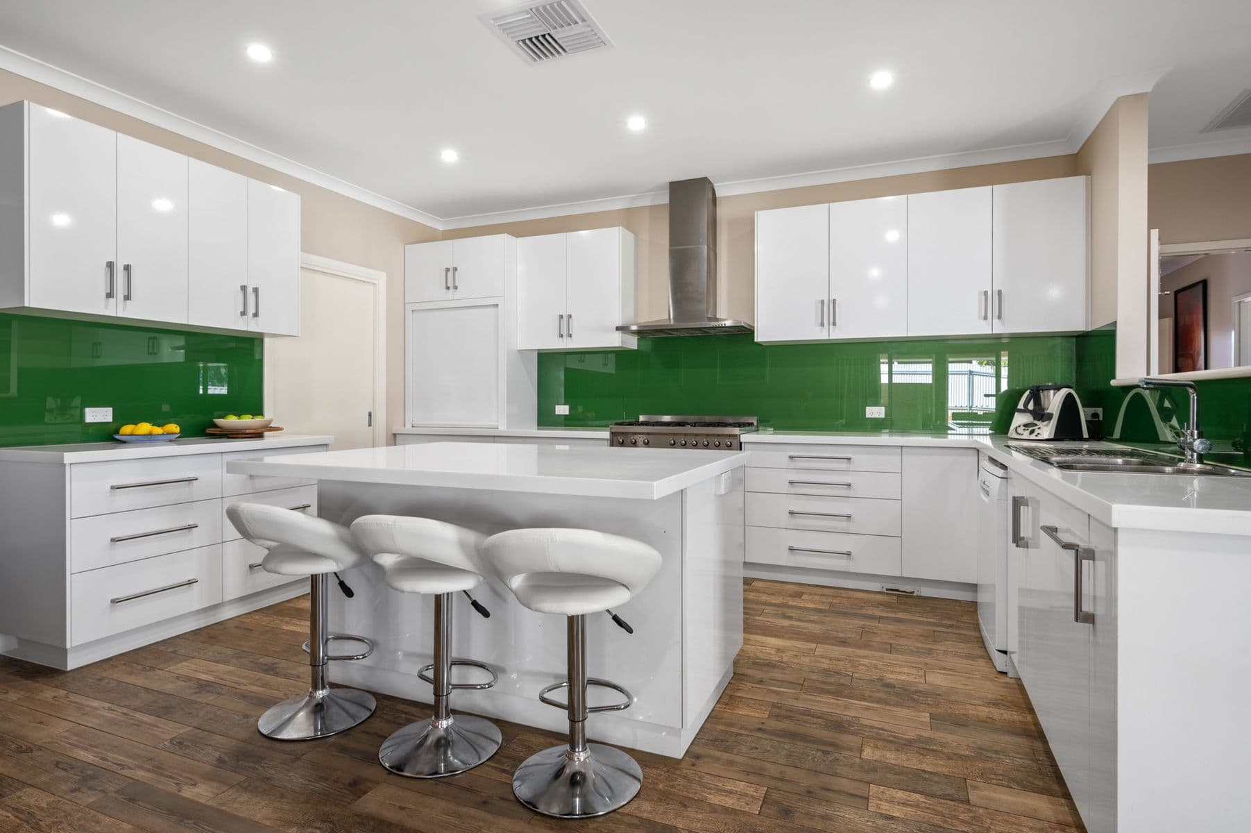 49 Paddington Drive, Hannans WA 6430, Hannans - Thumbnail 4