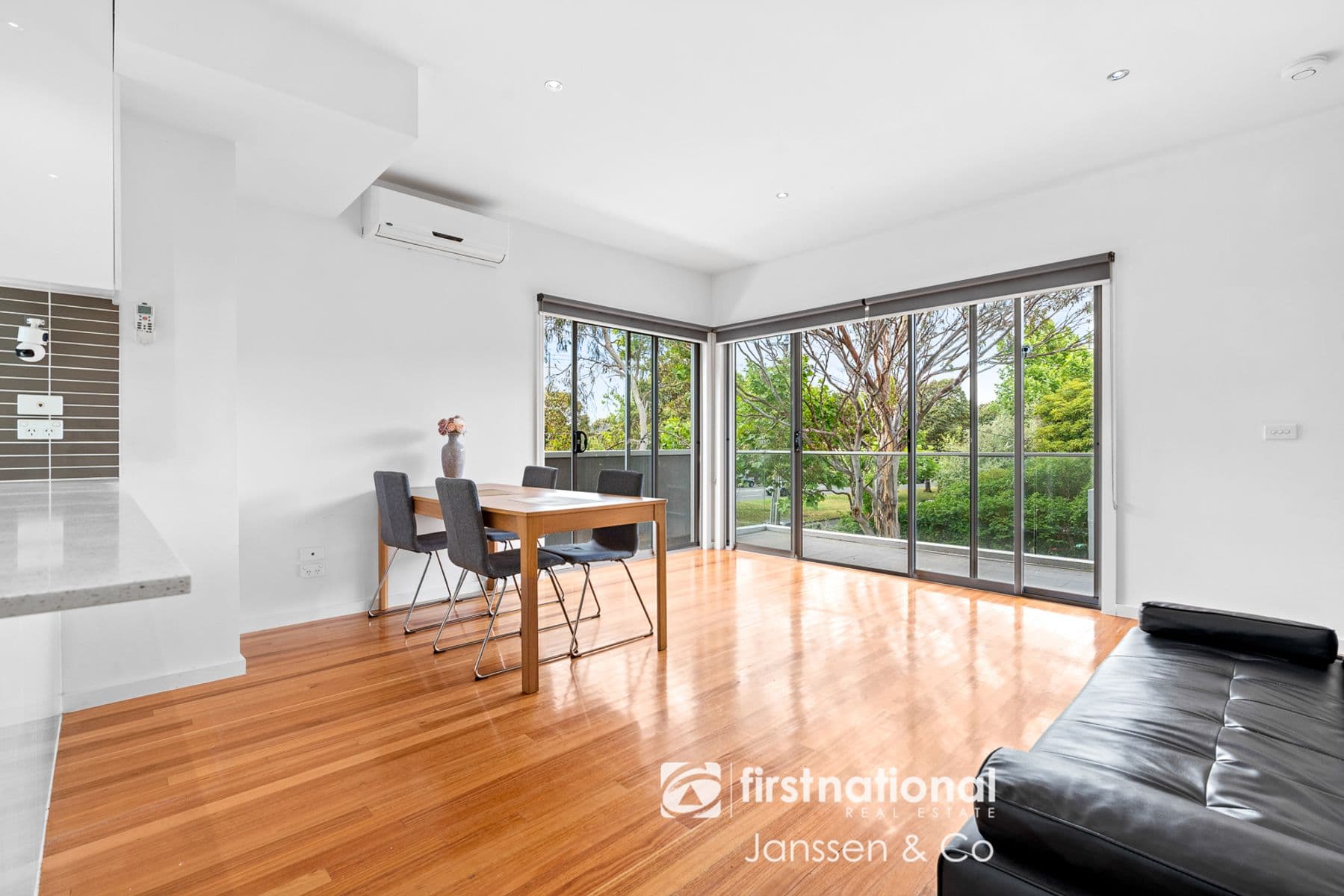 1/1102 Whitehorse Road, Box Hill, VIC 3128, Box Hill - Thumbnail 2