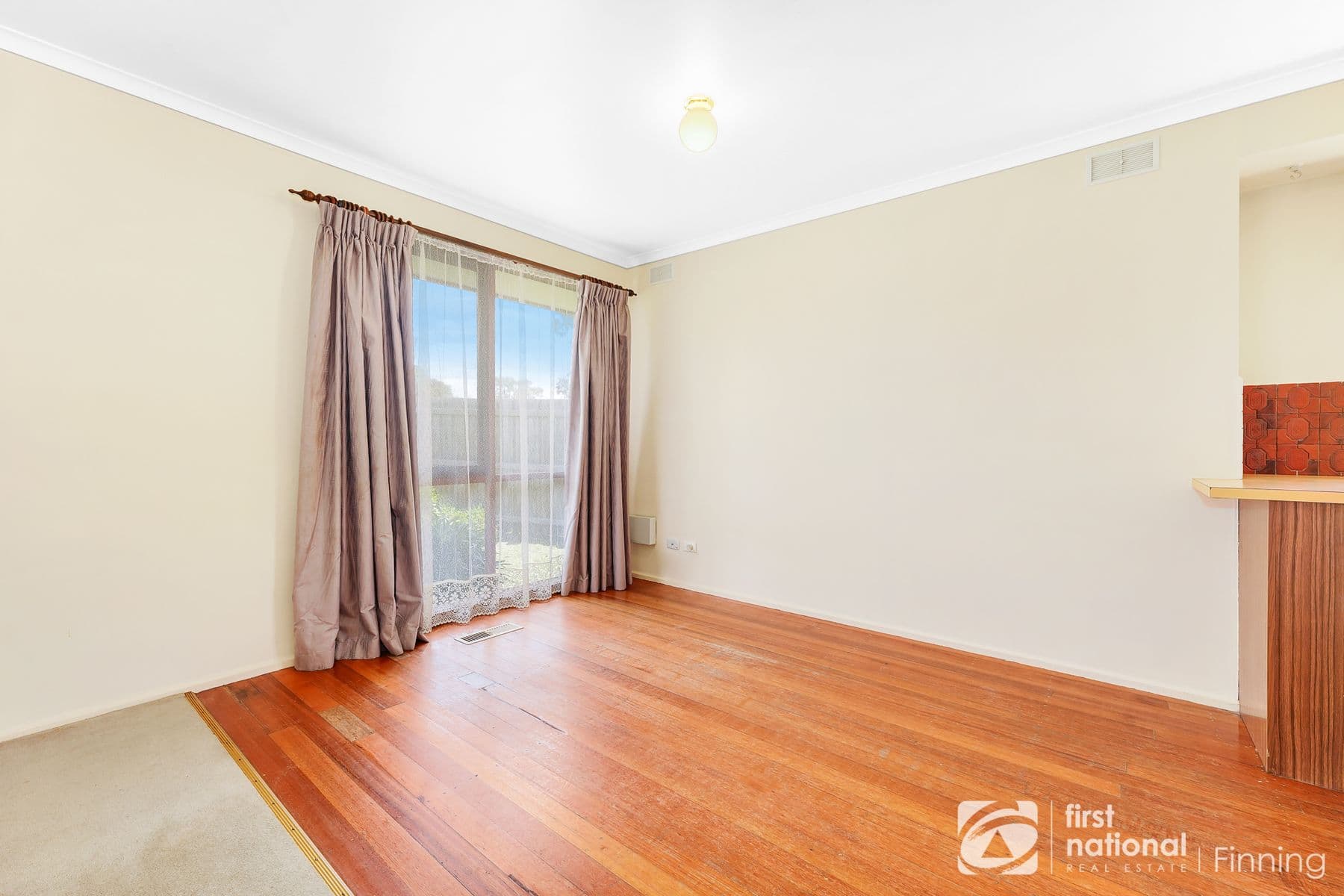 43 Wallace Road, Cranbourne VIC 3977, Cranbourne - Thumbnail 4