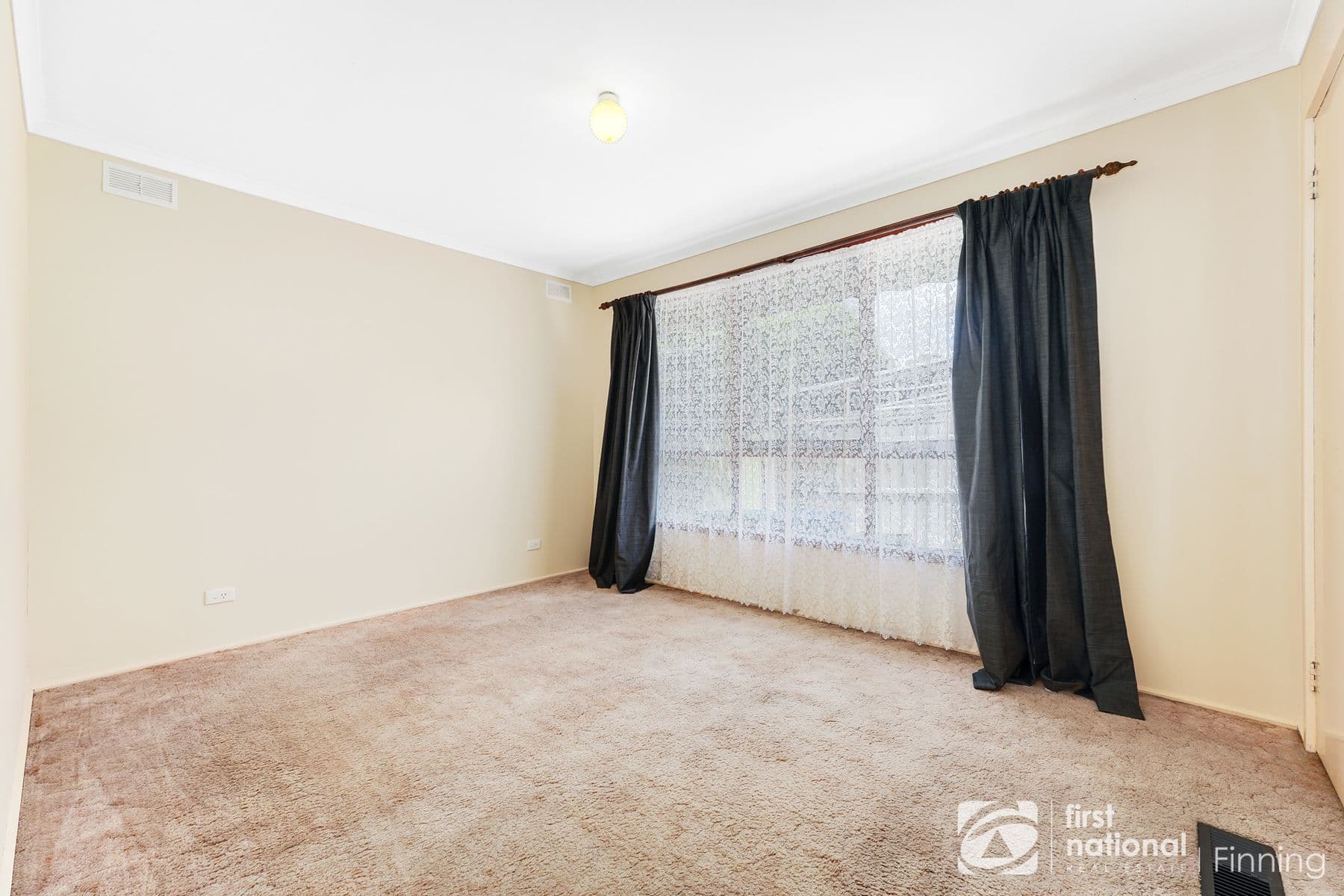 43 Wallace Road, Cranbourne VIC 3977, Cranbourne - Thumbnail 7