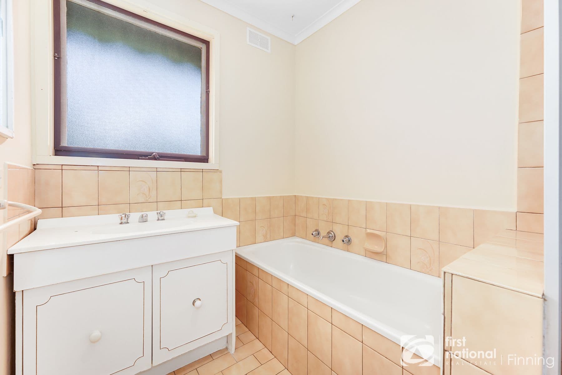 43 Wallace Road, Cranbourne VIC 3977, Cranbourne - Thumbnail 8