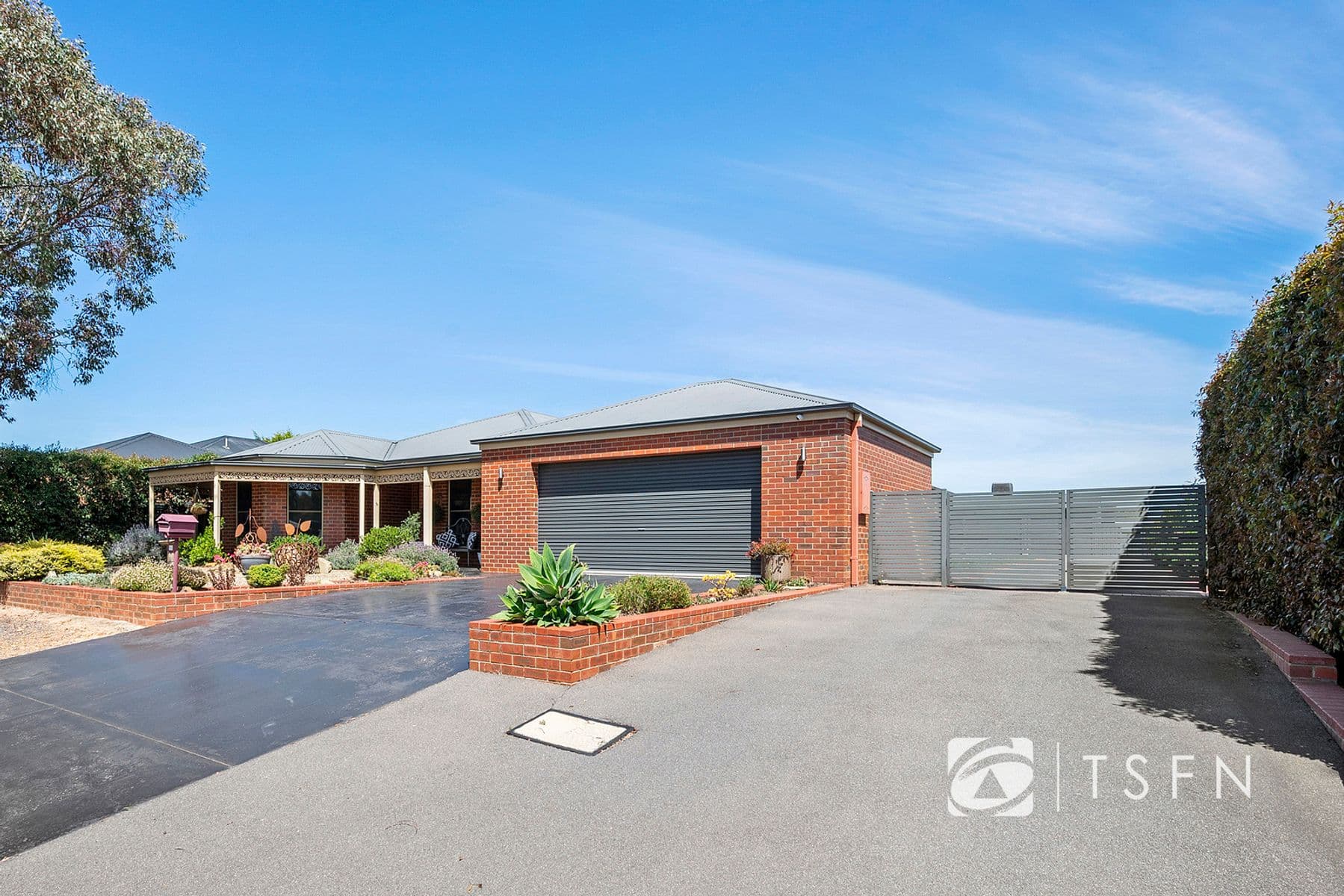 33 Glenelg Drive, Maiden Gully VIC 3551, Maiden Gully - Thumbnail 2