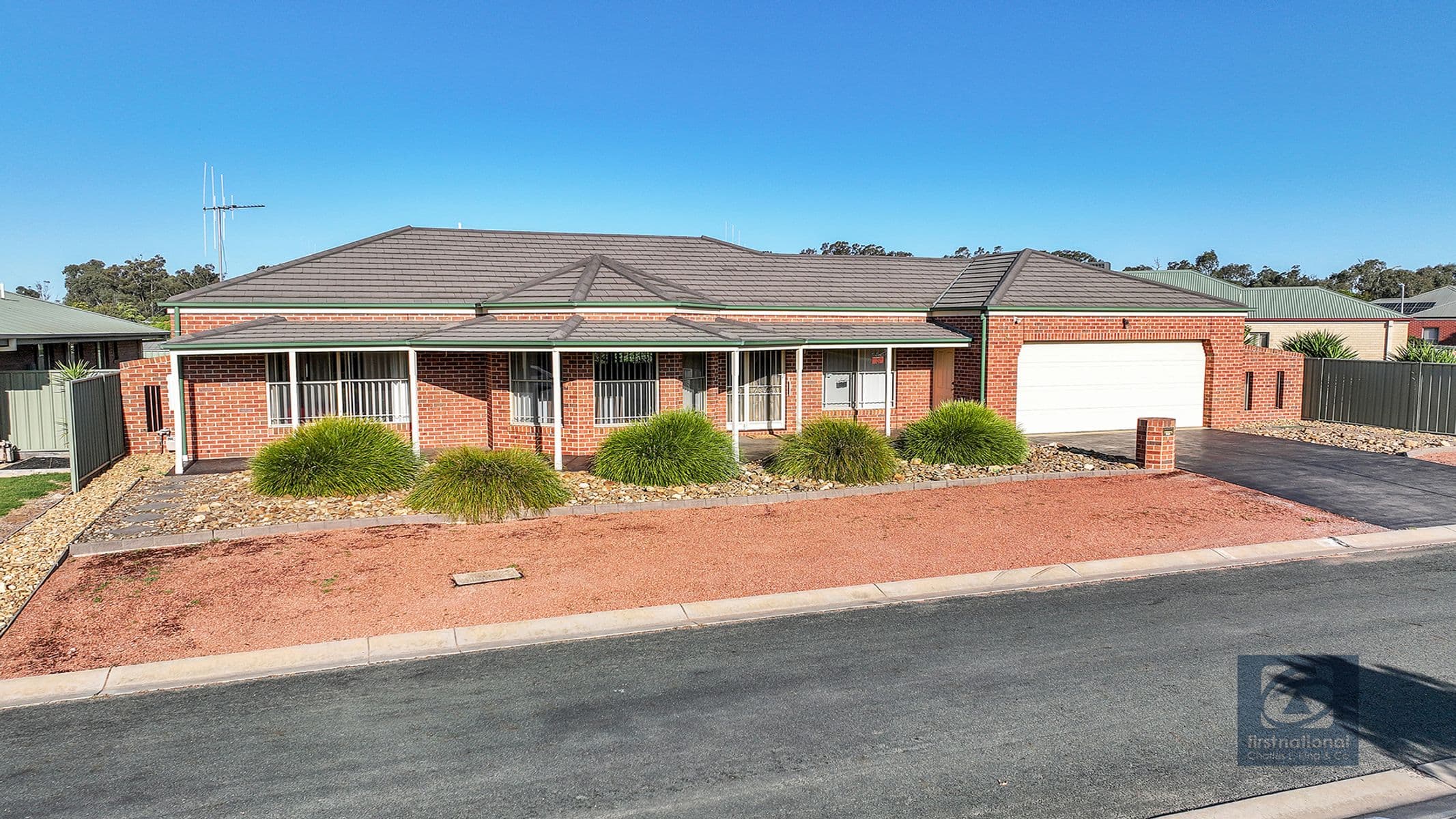 8 John Close, Echuca VIC 3564, Echuca - Image 1