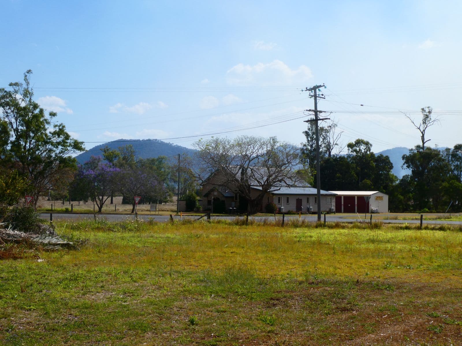 23 Main Street, Coalstoun Lakes QLD 4621, Coalstoun Lakes - Thumbnail 4
