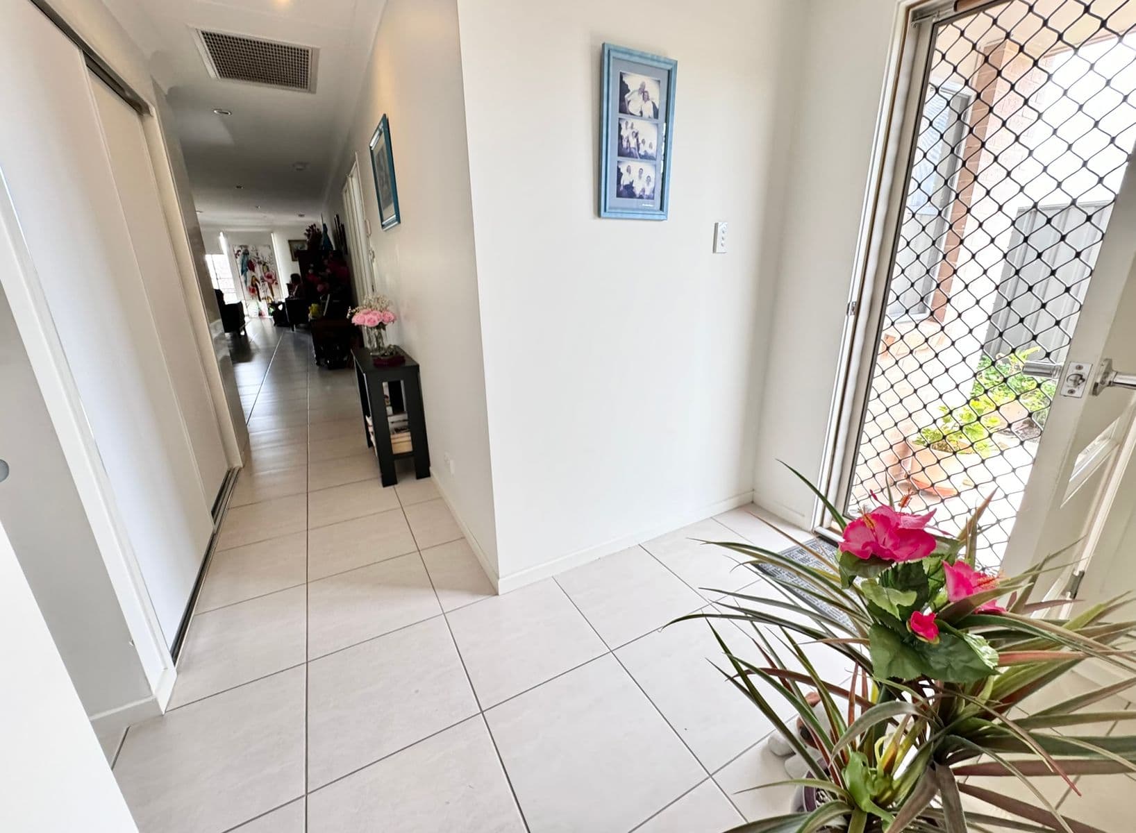 2/13 Hurse Street,, Chinchilla QLD 4413, Chinchilla - Thumbnail 4