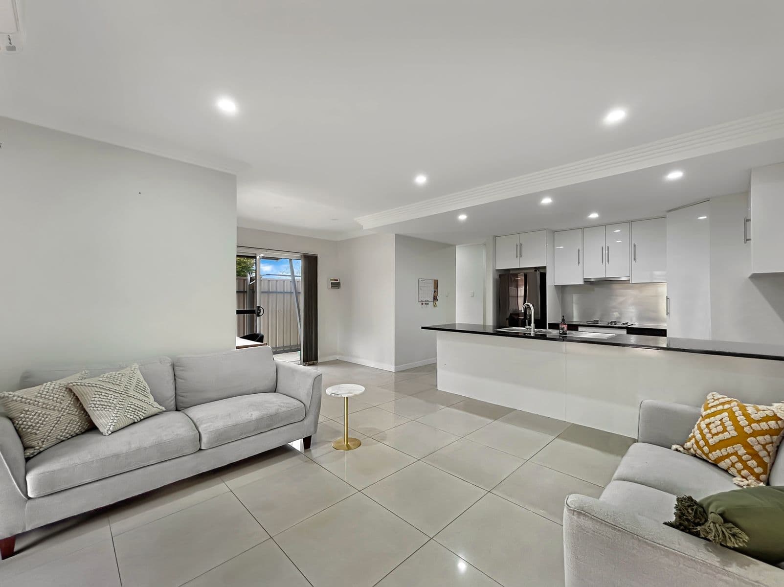 4/4 Hawkins Court, Gillen NT 0870, Gillen - Thumbnail 2