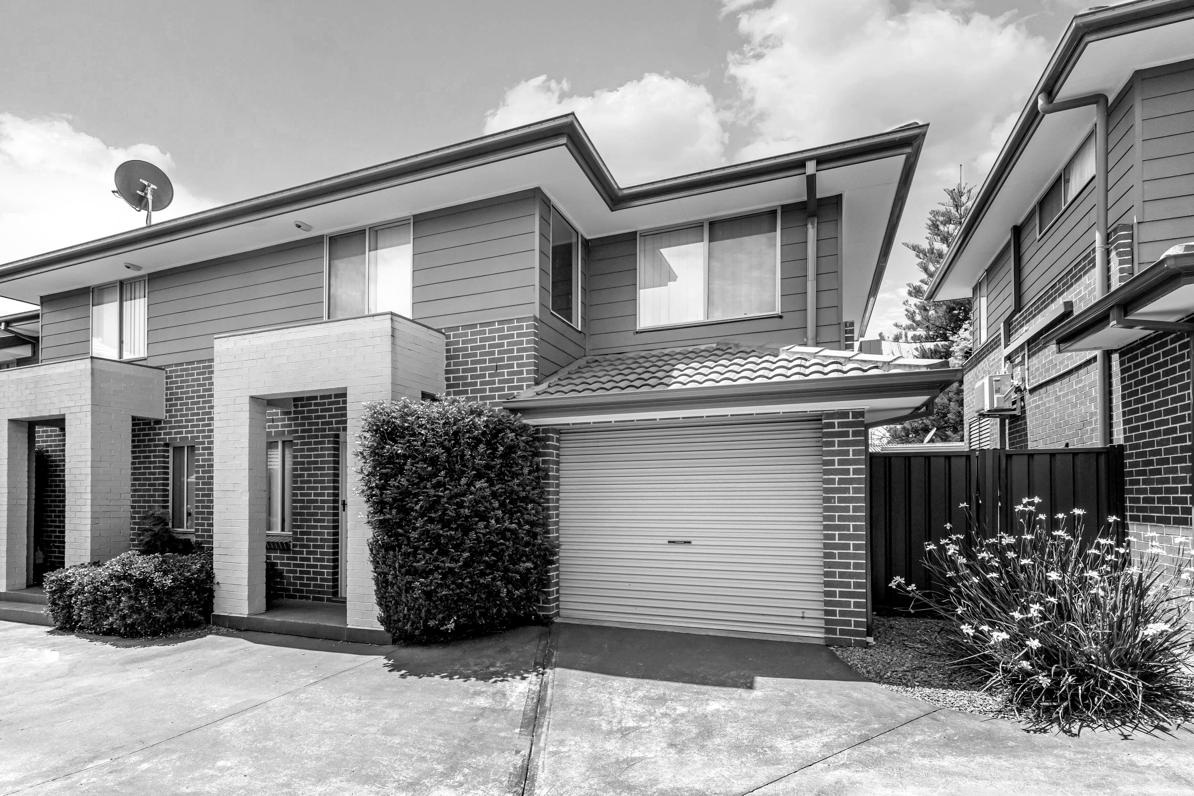 8/90-92 Cox Avenue, PENRITH, Penrith - Image 1