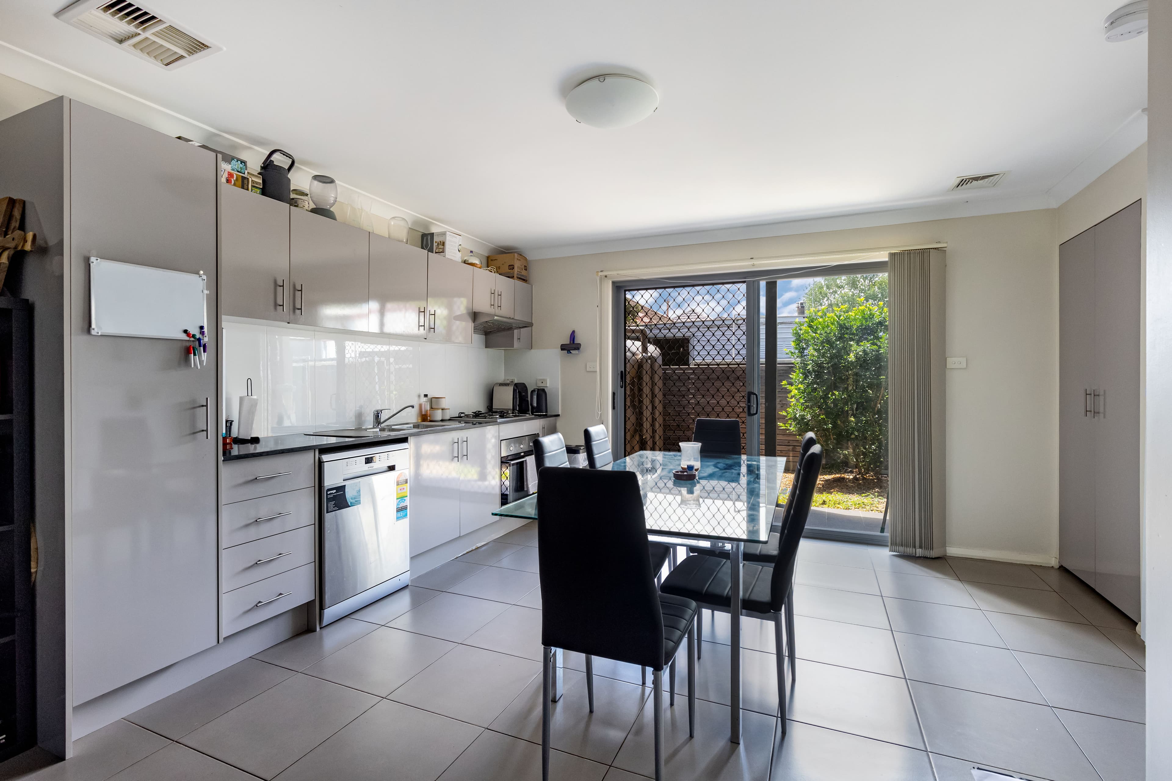 8/90-92 Cox Avenue, PENRITH, Penrith - Thumbnail 3