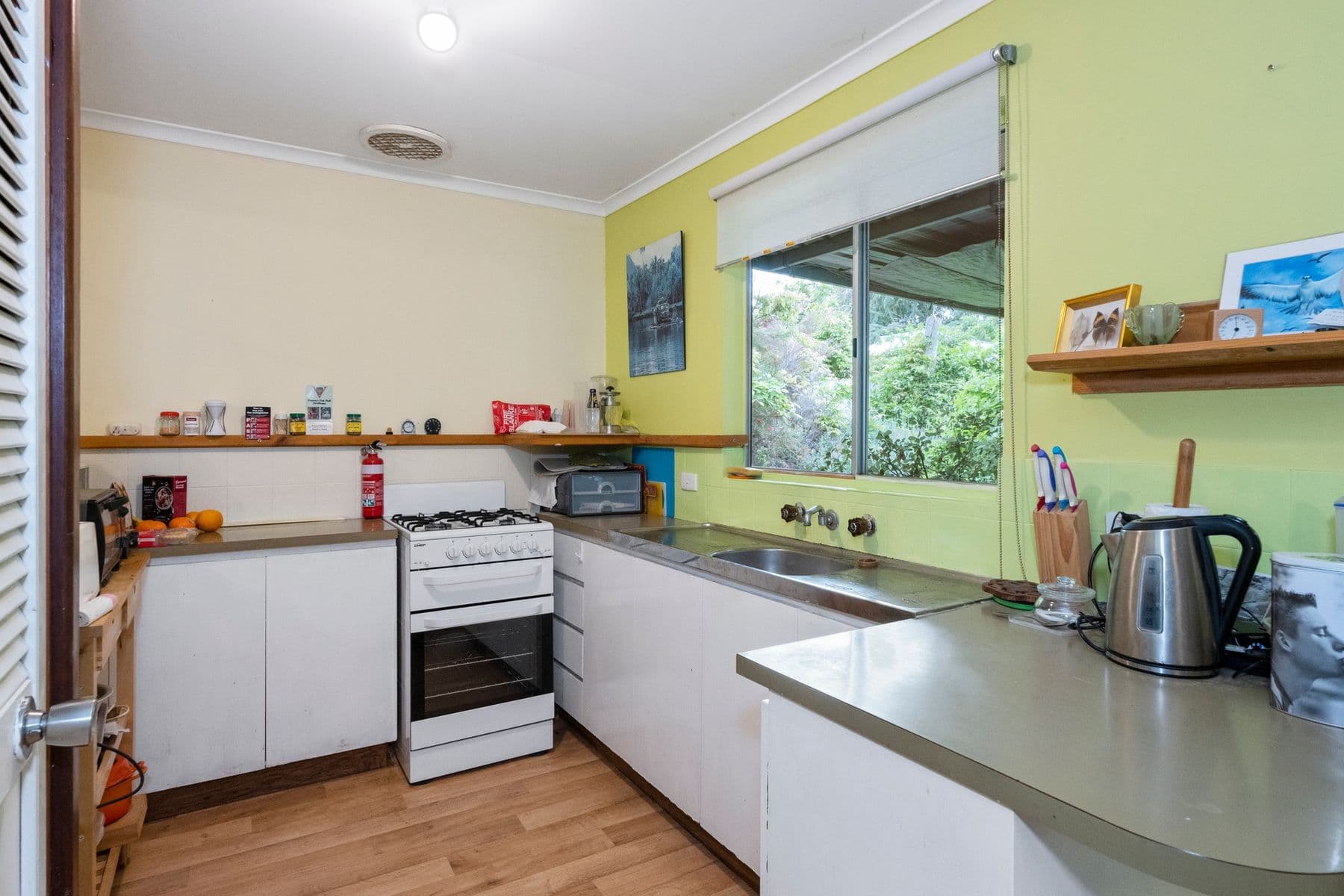 29 MARINUP STREET, Dwellingup WA 6213, Dwellingup - Thumbnail 8