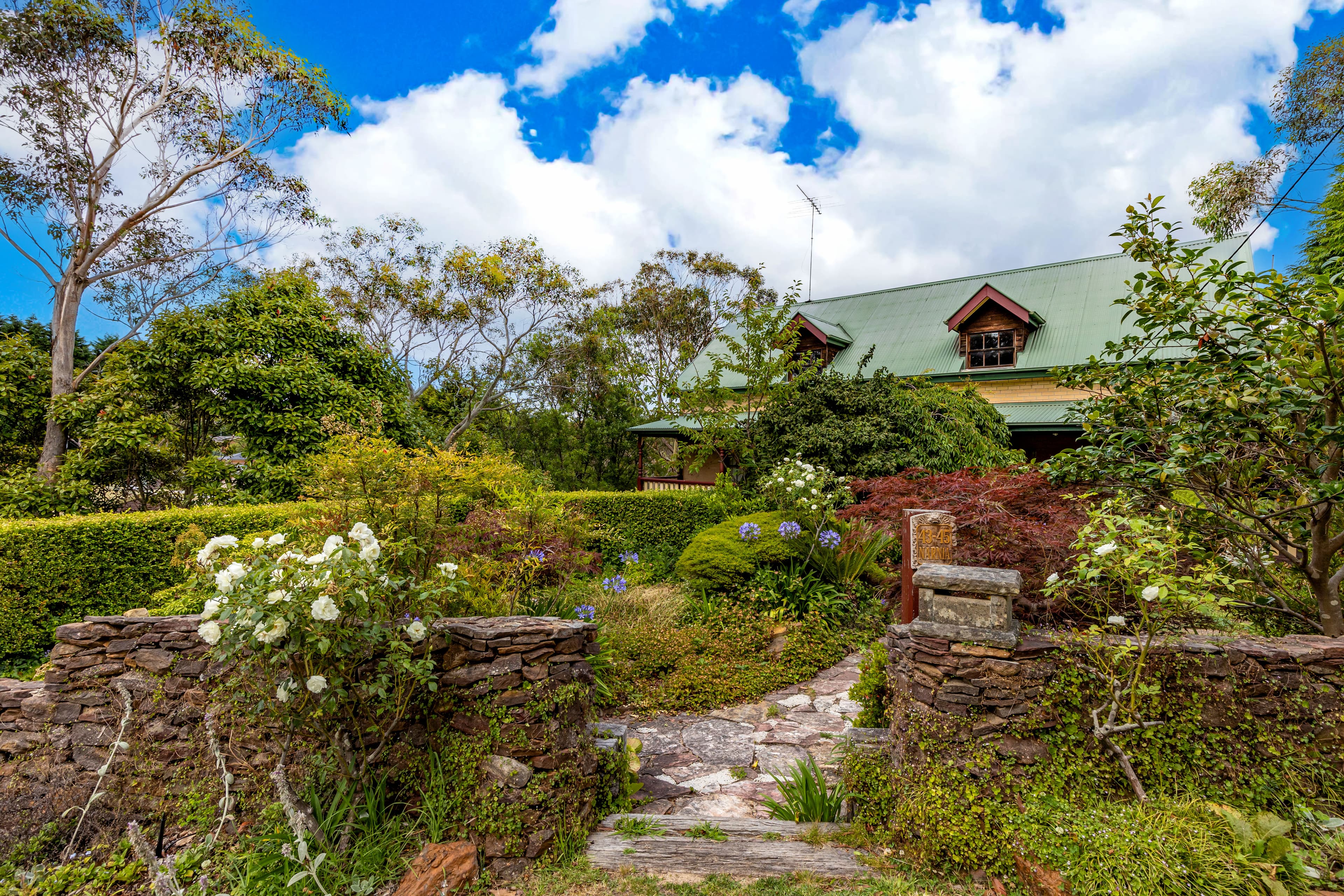 45 Shortland Street, WENTWORTH FALLS, Wentworth Falls - Thumbnail 2