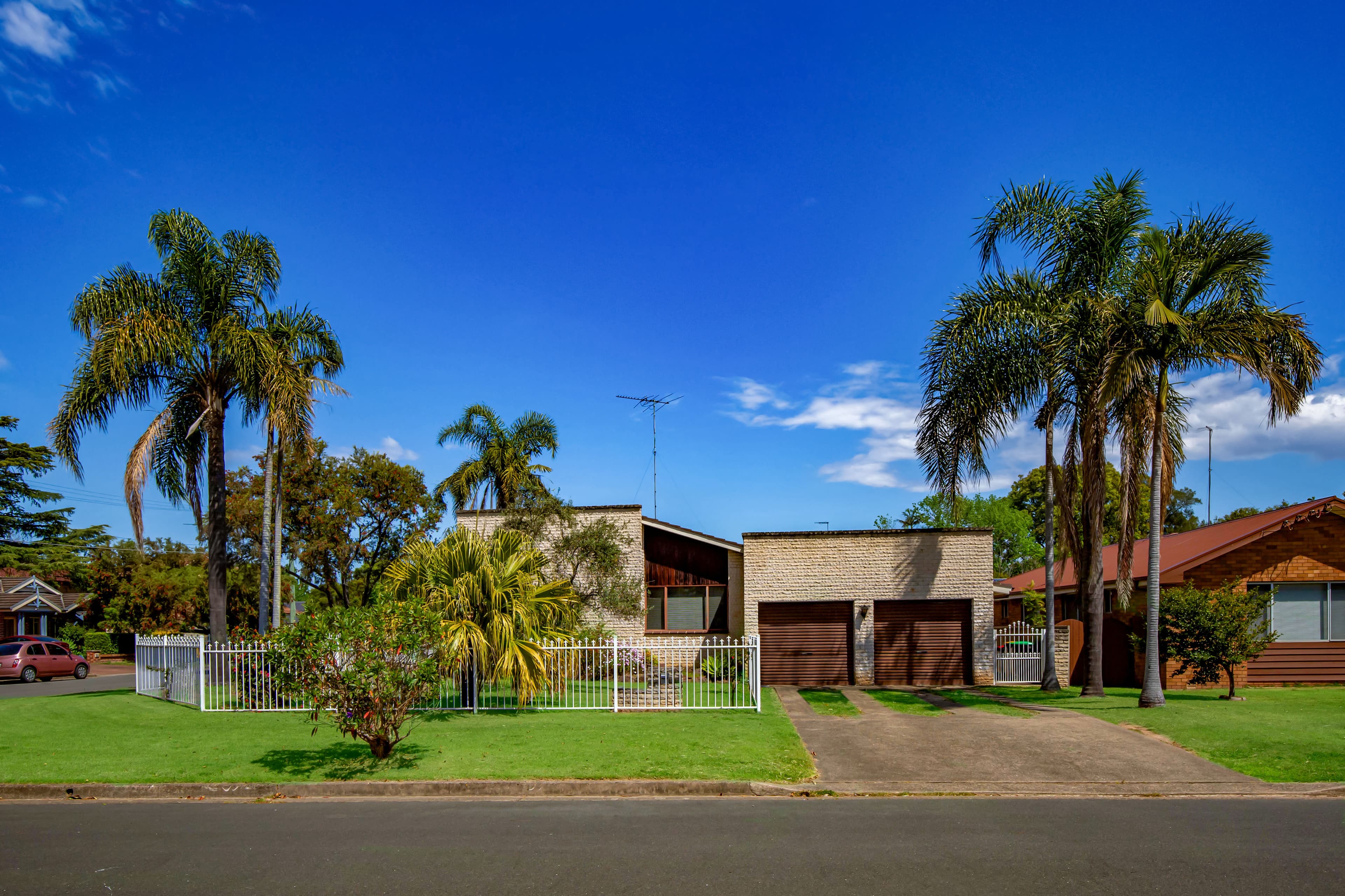 2 Chalmers Avenue, EMU PLAINS, Emu Plains - Thumbnail 2