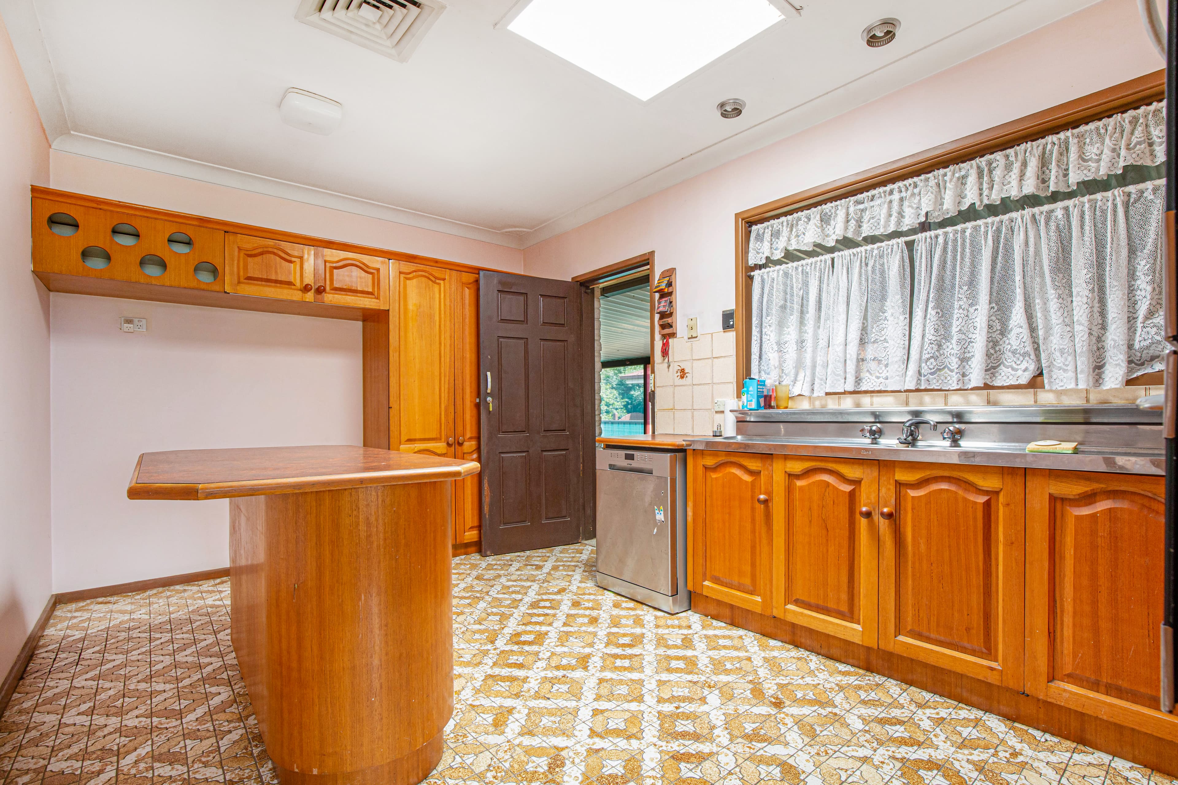 2 Chalmers Avenue, EMU PLAINS, Emu Plains - Thumbnail 6