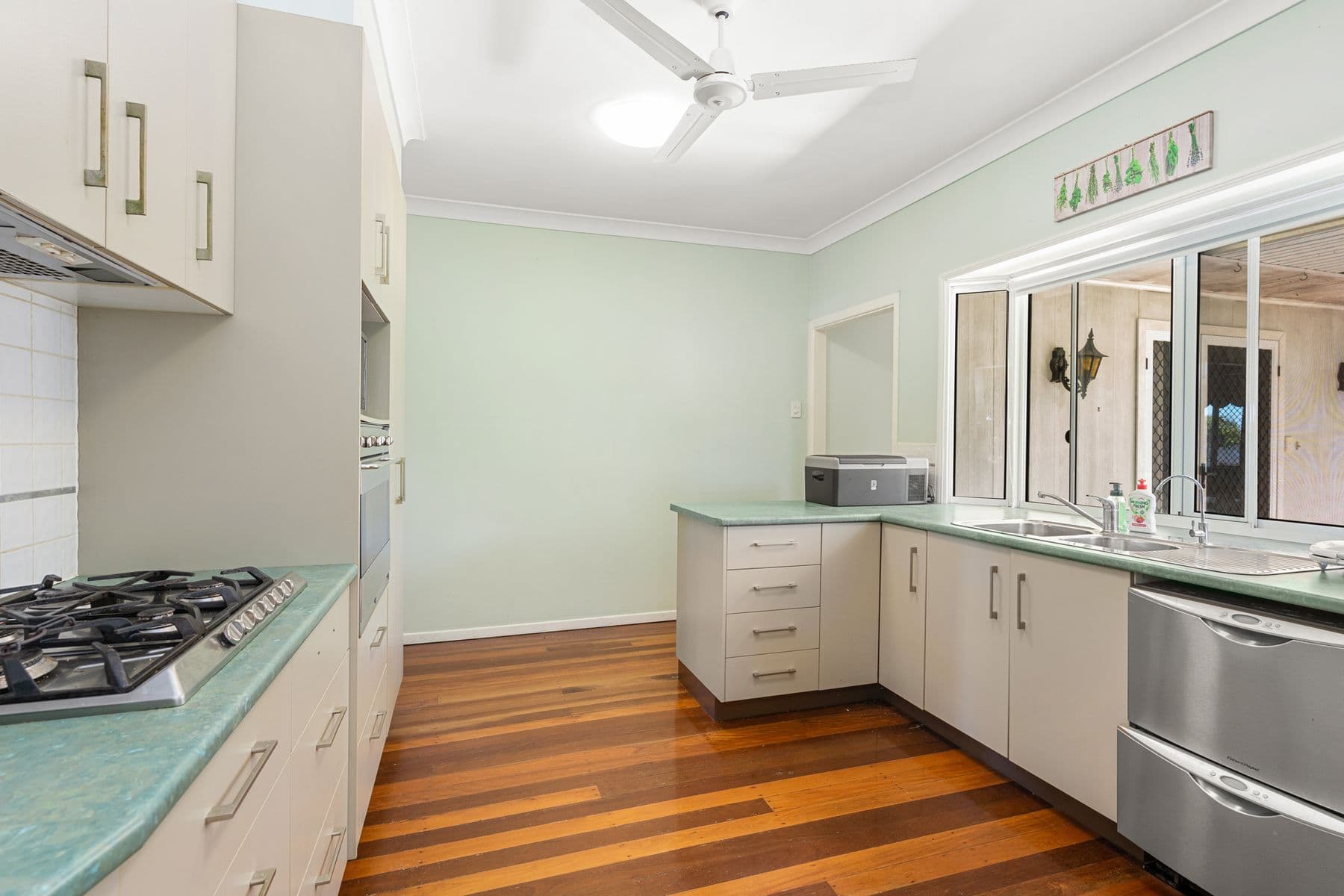 27 National Park Road, Nambour QLD 4560, Nambour - Thumbnail 2