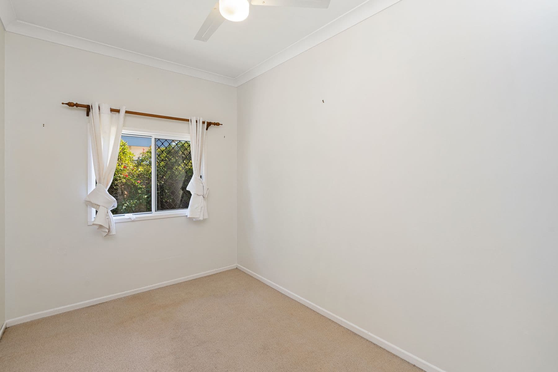 27 National Park Road, Nambour QLD 4560, Nambour - Thumbnail 7
