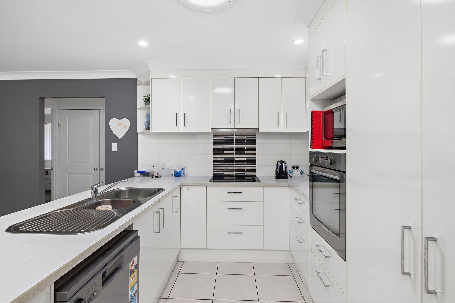 27 Jerrys Place, Thornlands QLD 4164, Thornlands - Thumbnail 6