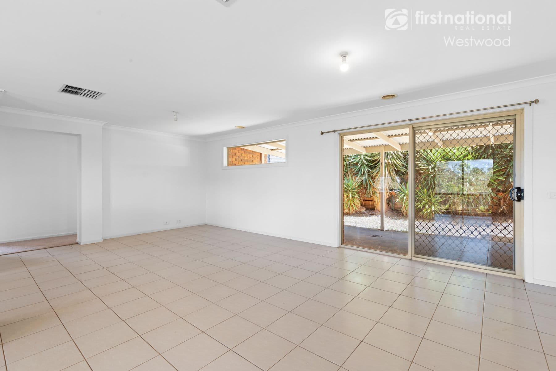 2 Galbra Walk, Manor Lakes VIC 3024, Manor Lakes - Thumbnail 5