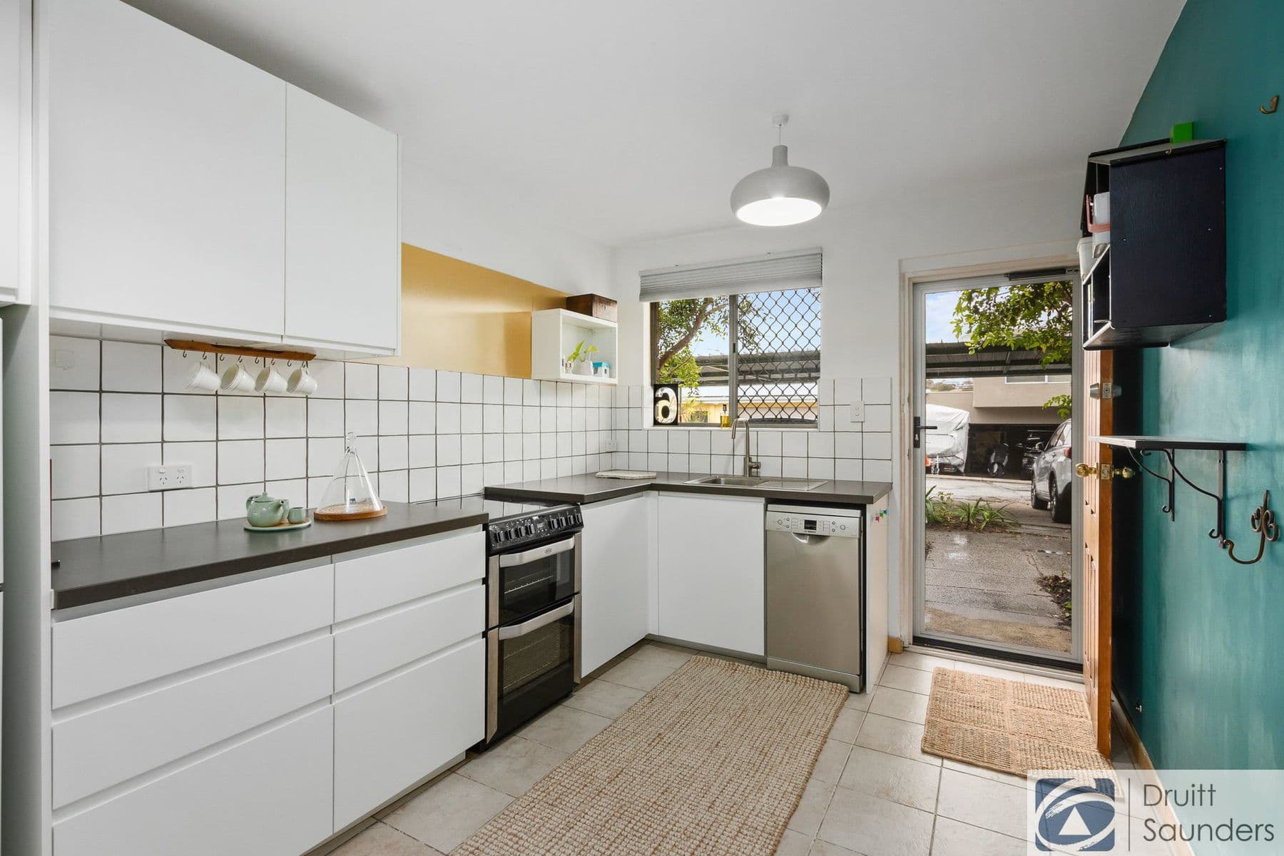 6/134 Deanmore Road, Scarborough WA 6019, Scarborough - Thumbnail 5
