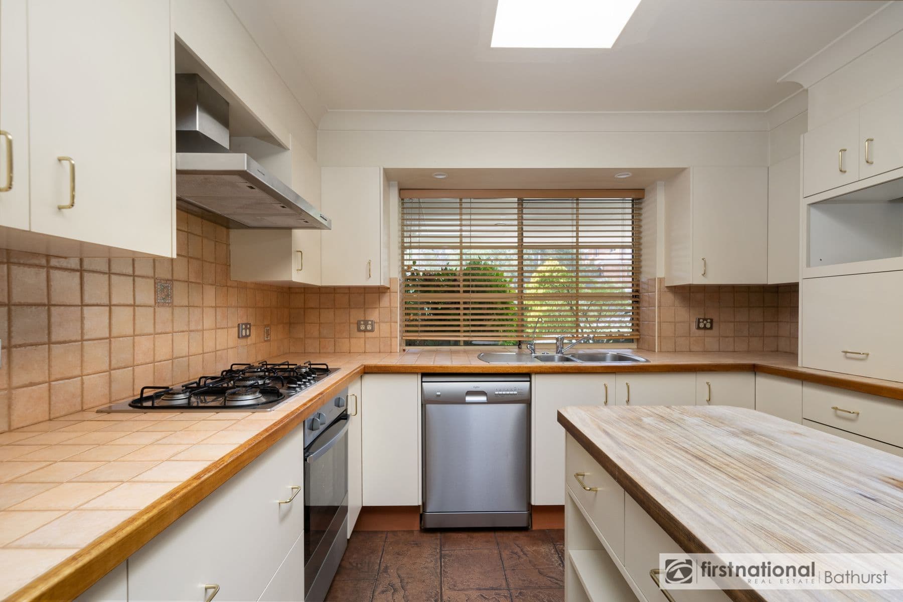 29 Kurumben Place, West Bathurst NSW 2795, West Bathurst - Thumbnail 5