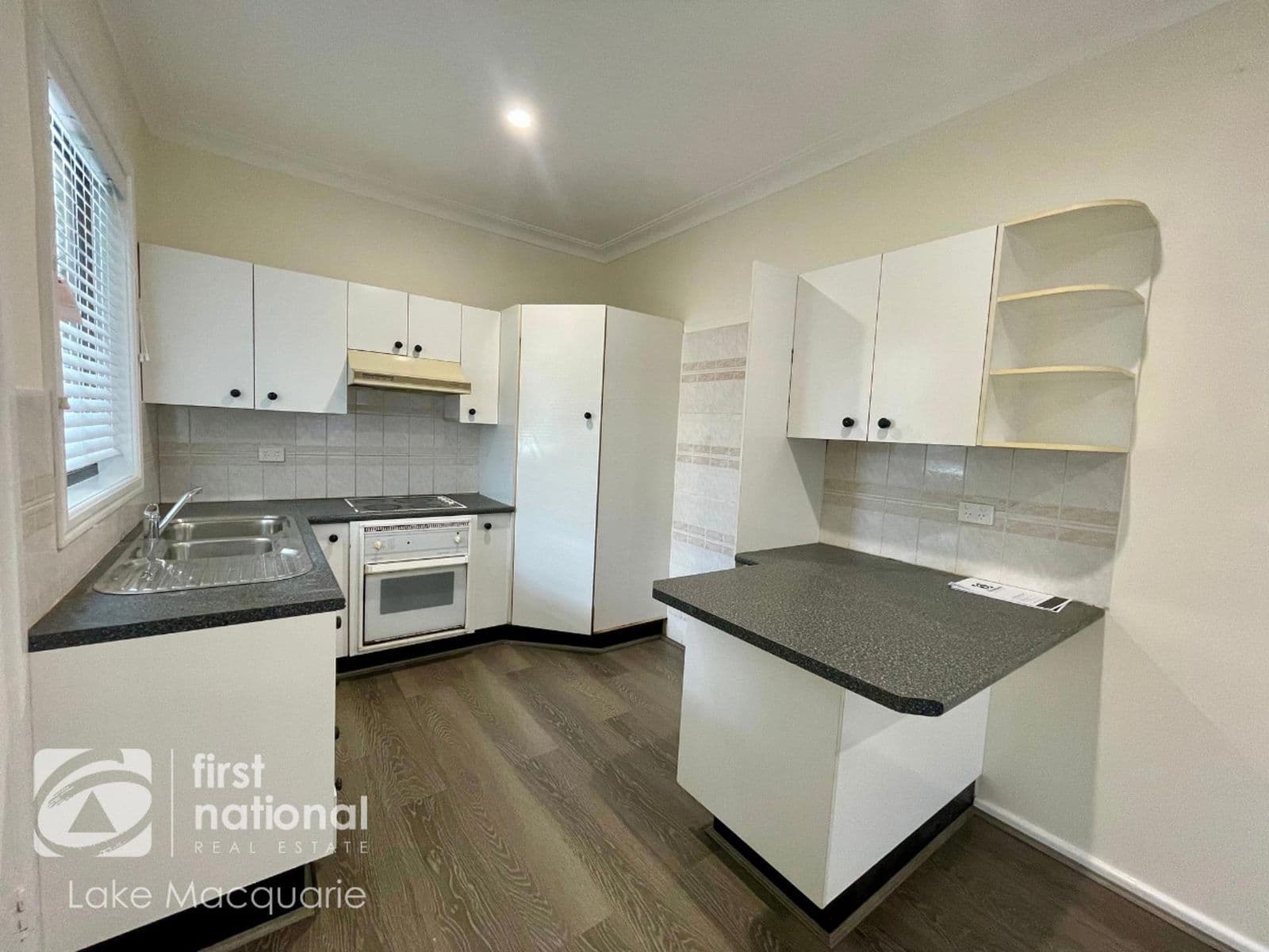 2 Rose Avenue, Glendale NSW 2285, Glendale - Thumbnail 2