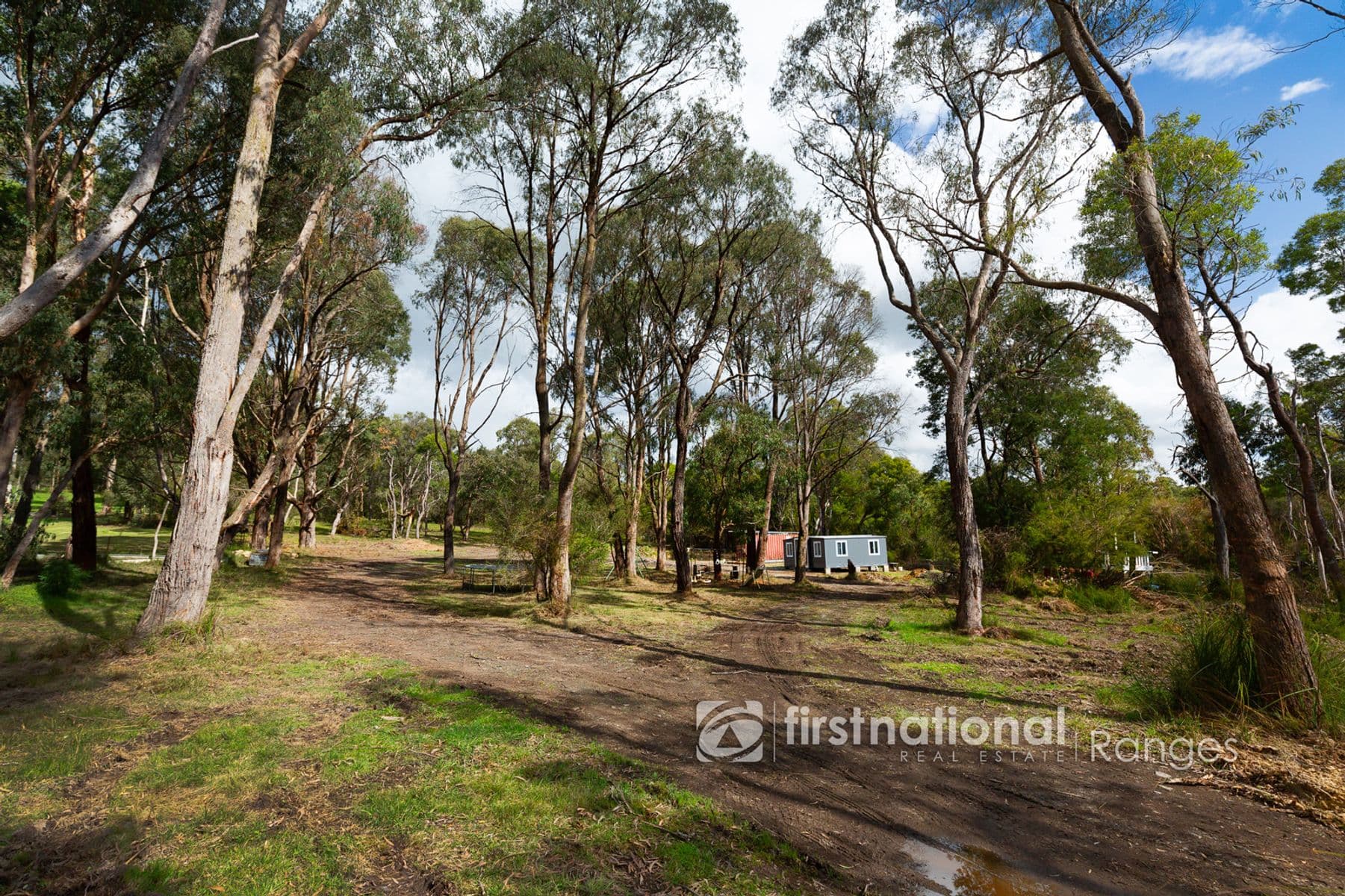 10 Bedford Road, Cockatoo VIC 3781, Cockatoo - Thumbnail 2