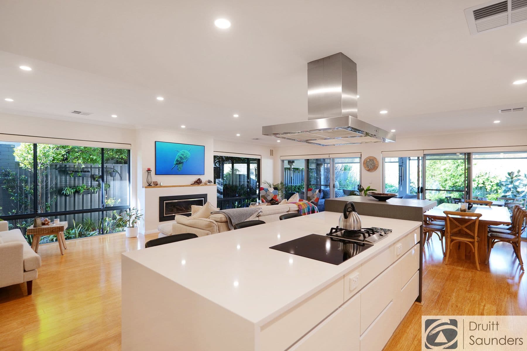 2 Willow Road, Woodlands WA 6018, Woodlands - Thumbnail 6