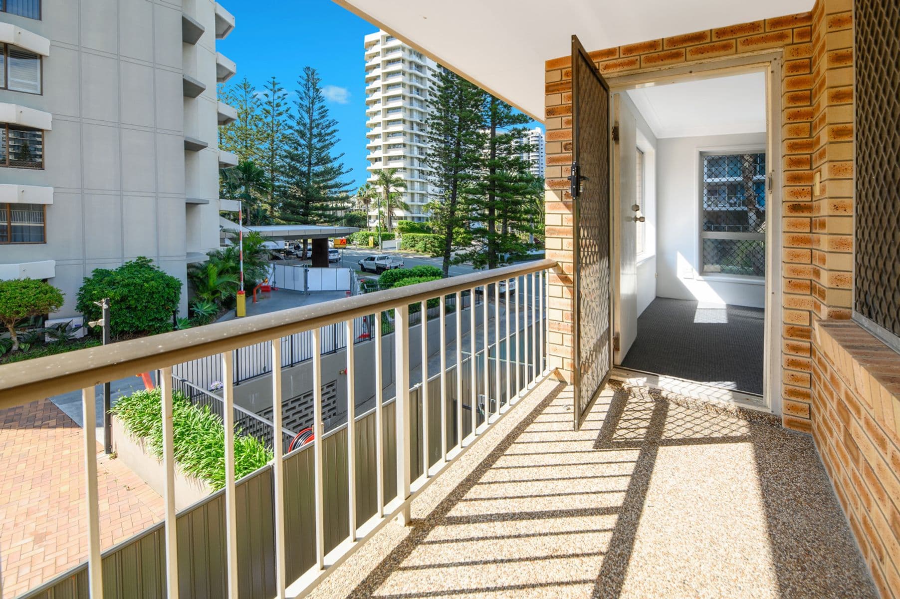 5/27 Enderley Avenue, Surfers Paradise QLD 4217, Surfers Paradise - Thumbnail 2