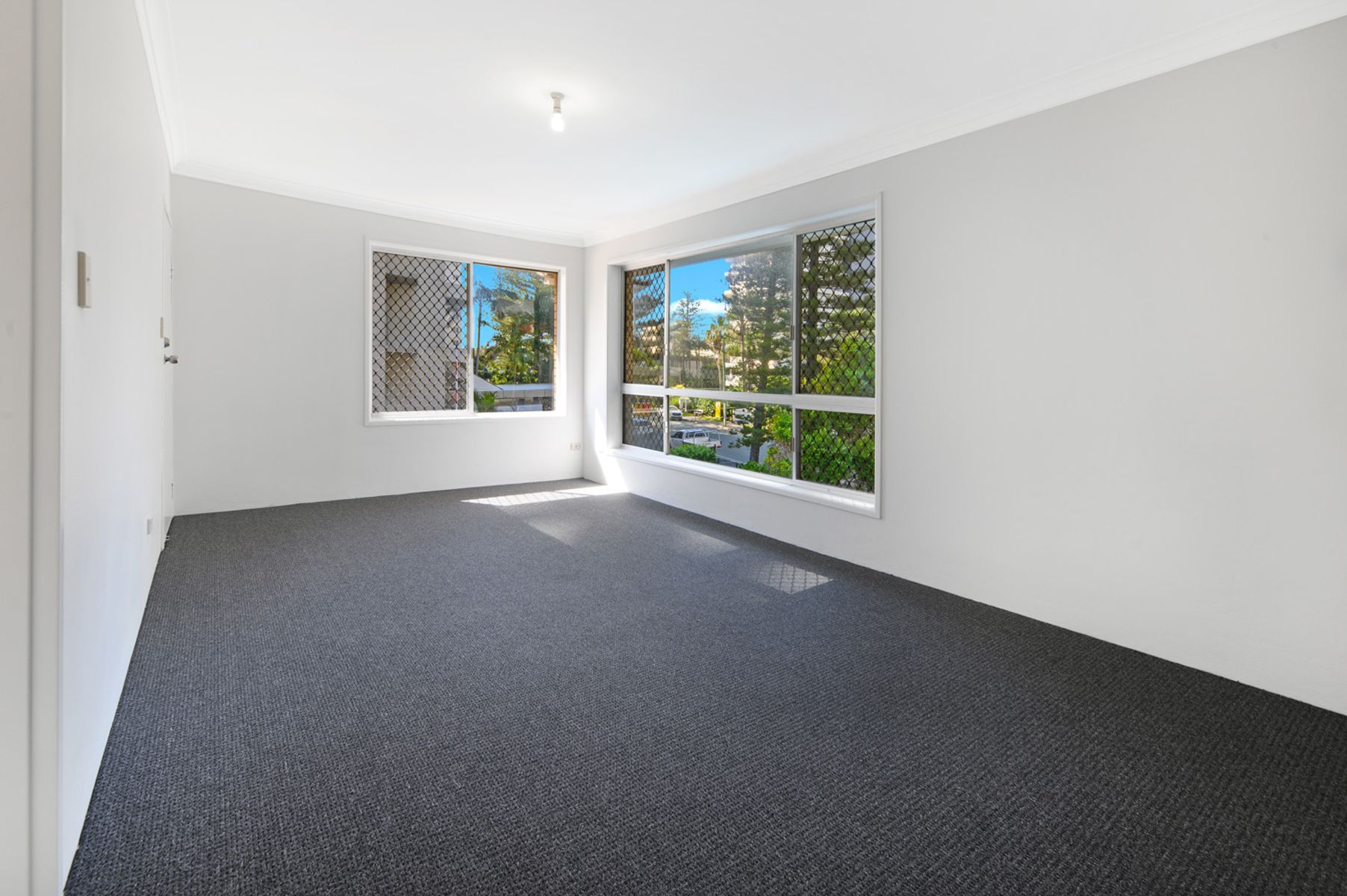 5/27 Enderley Avenue, Surfers Paradise QLD 4217, Surfers Paradise - Thumbnail 3