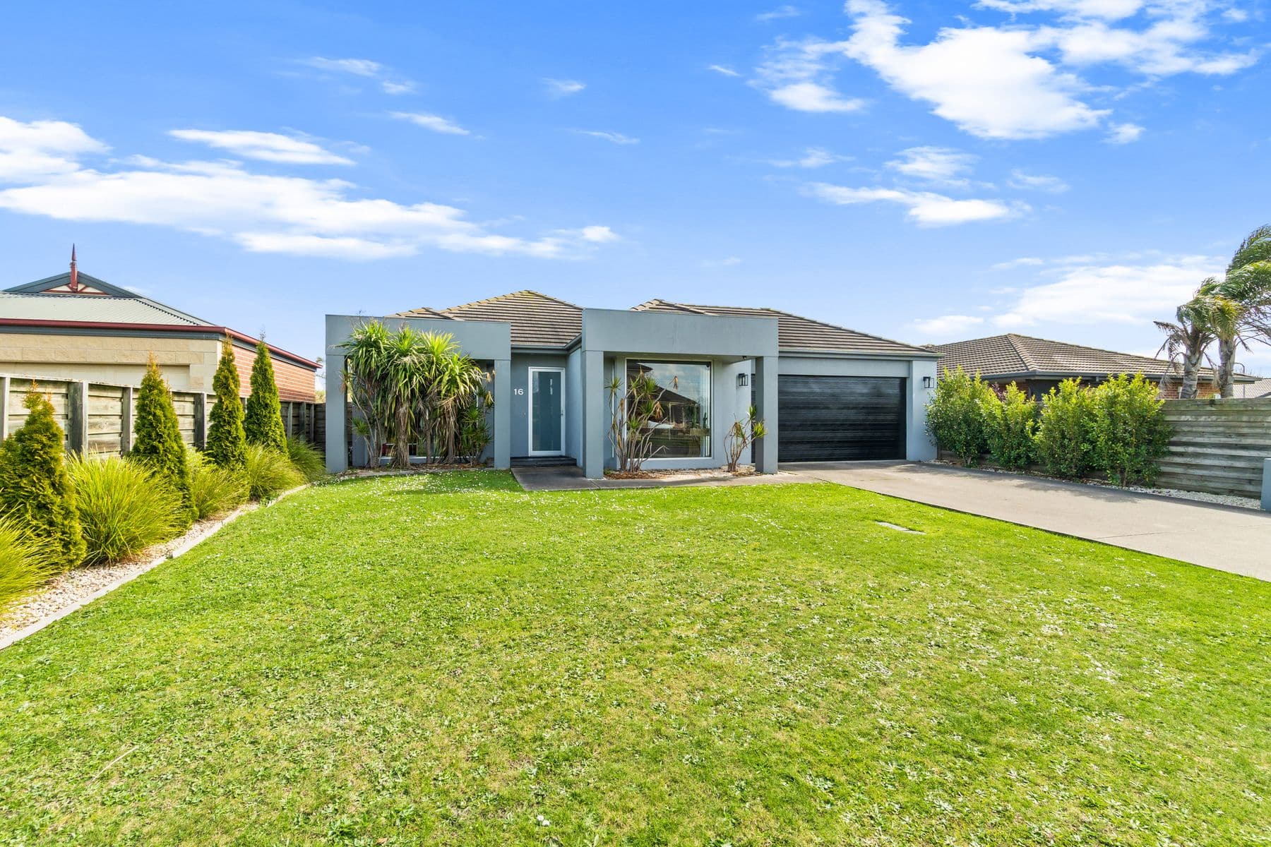 16 Giles Place, Traralgon VIC 3844, Traralgon - Thumbnail 2