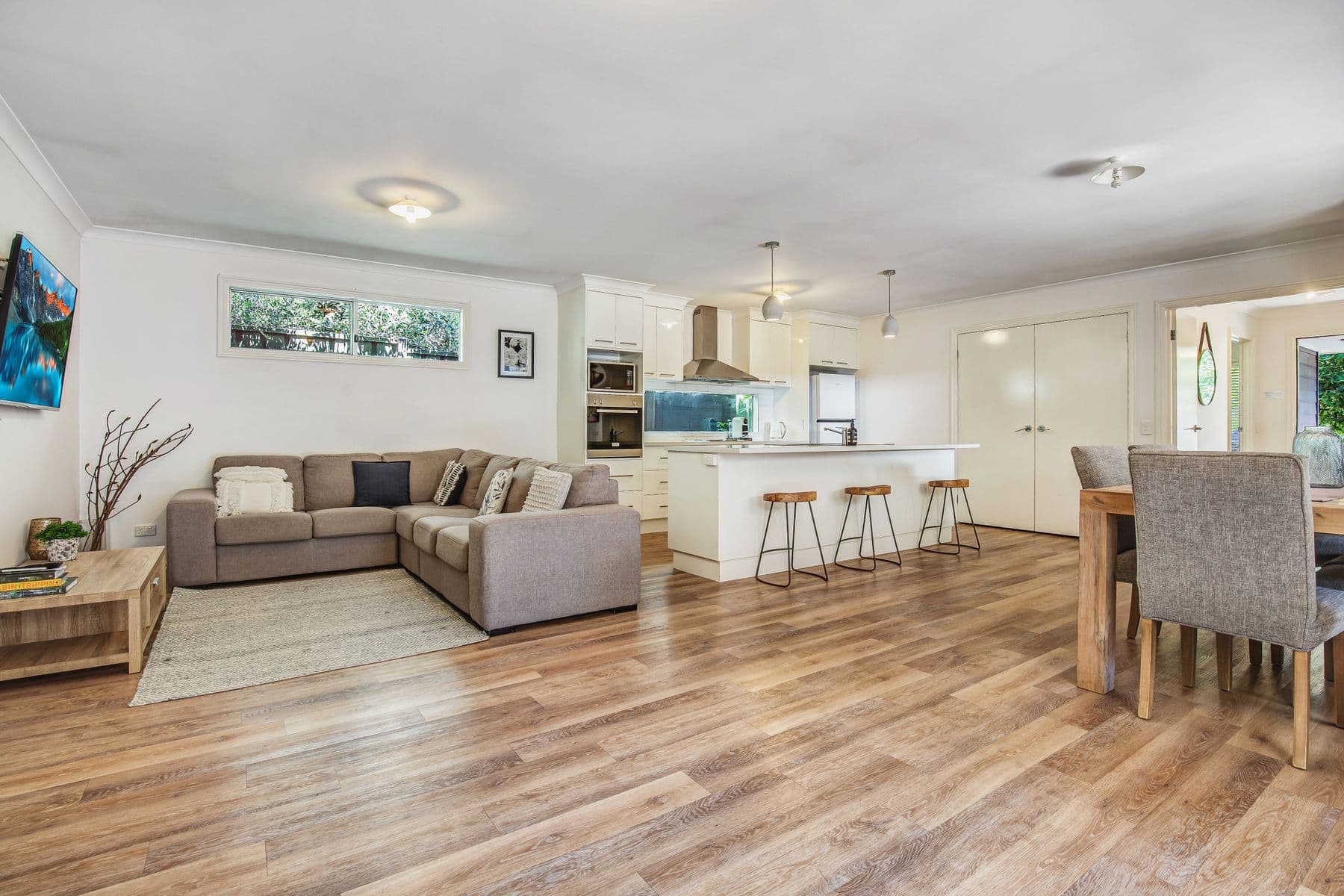17B Churchill Avenue, Bright VIC 3741, Bright - Thumbnail 4