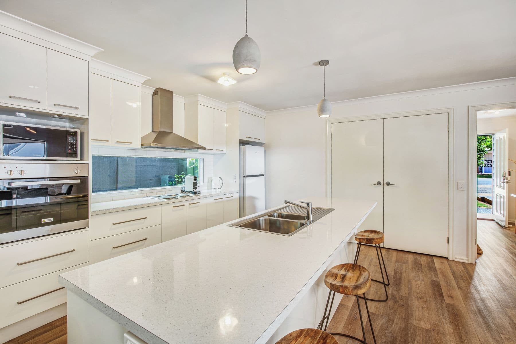 17B Churchill Avenue, Bright VIC 3741, Bright - Thumbnail 5