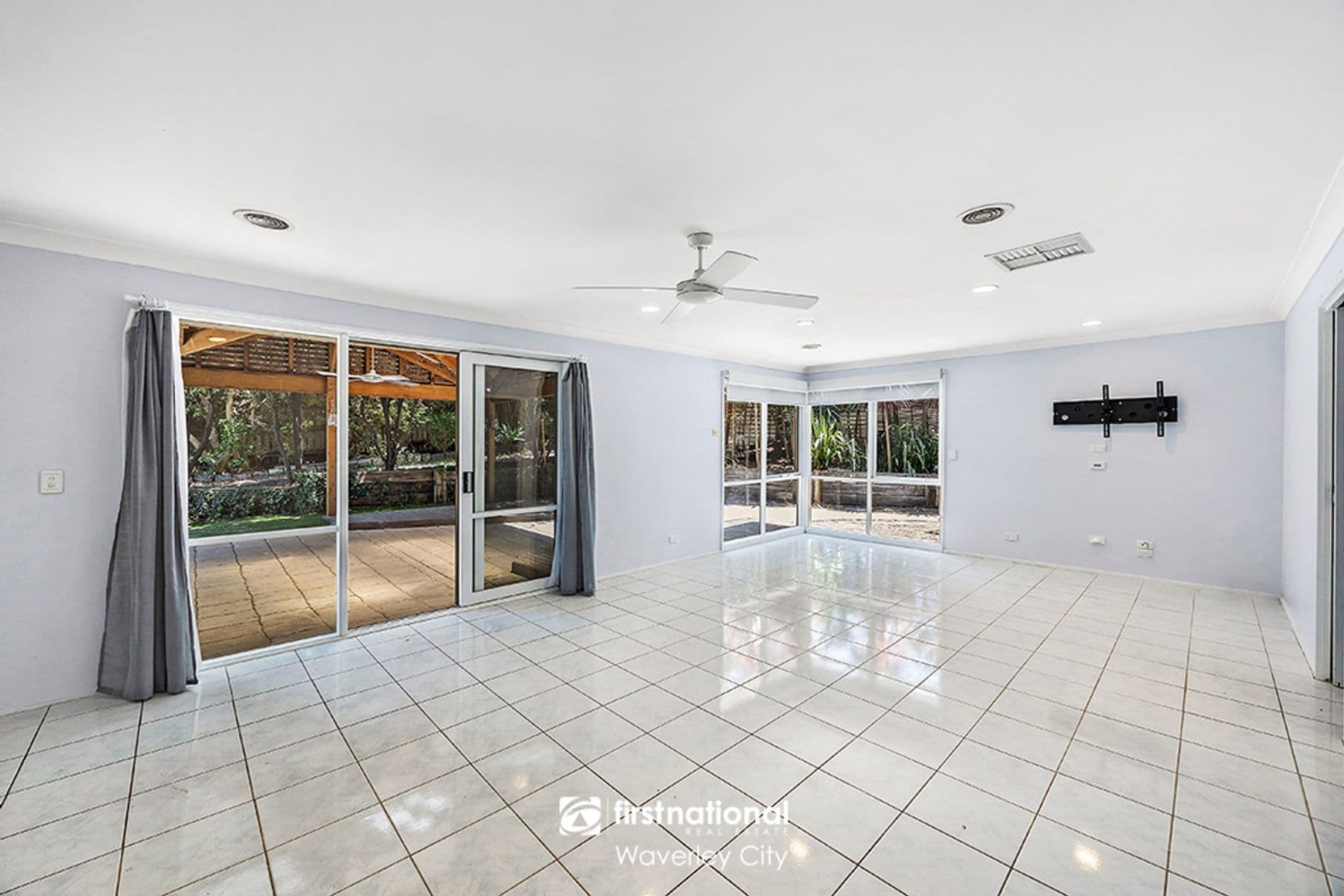 30 Timbertop Drive, Rowville VIC 3178, Rowville - Thumbnail 4