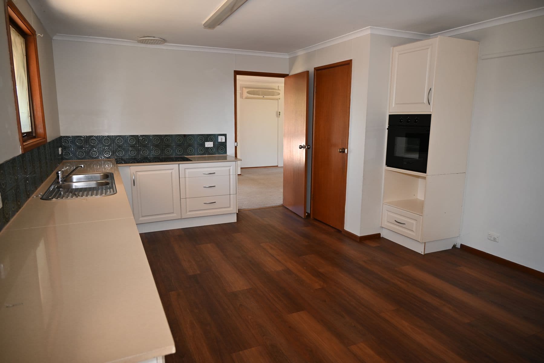 1 Harden St, Waikerie SA 5330, Waikerie - Thumbnail 3