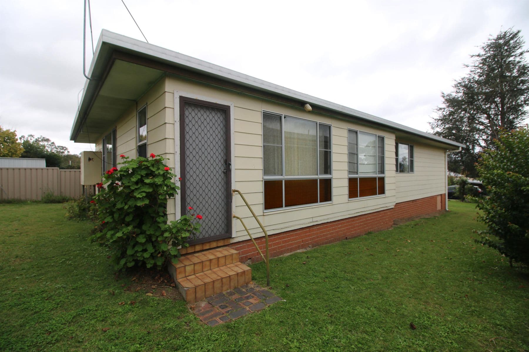 104A Martin Street, Tenterfield NSW 2372, Tenterfield - Image 1