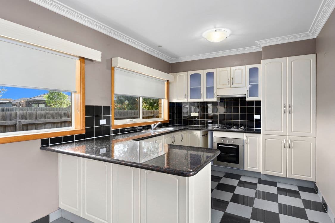 12 Libau Avenue, Bell Park, VIC 3215, Bell Park - Thumbnail 5