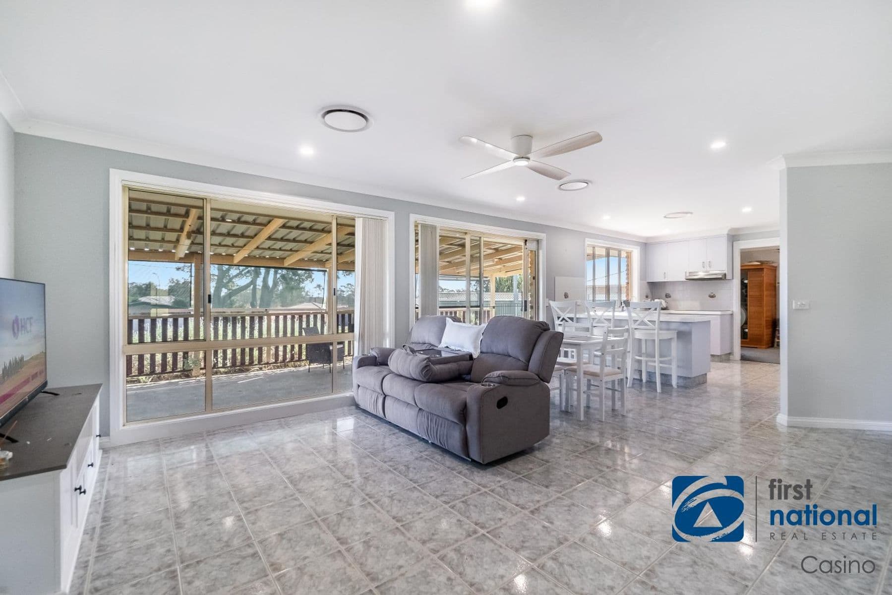 20 Lakeside Drive, Casino NSW 2470, Casino - Thumbnail 2
