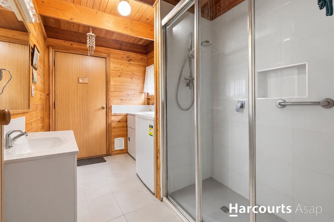 20 Kelvin Avenue, Seaford, VIC 3198, Seaford - Thumbnail 5