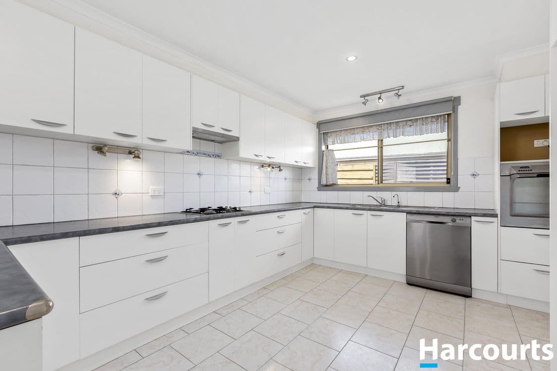 18 Country Club Drive, CLIFTON SPRINGS, VIC 3222, Clifton Springs - Thumbnail 2